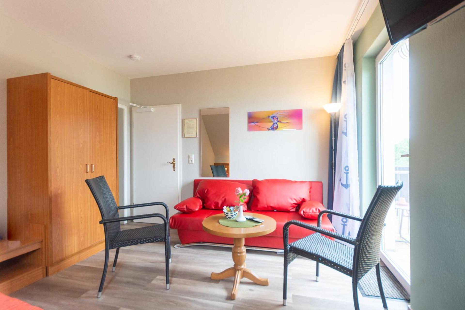 Double Room with Balcony and Lake View photo 3