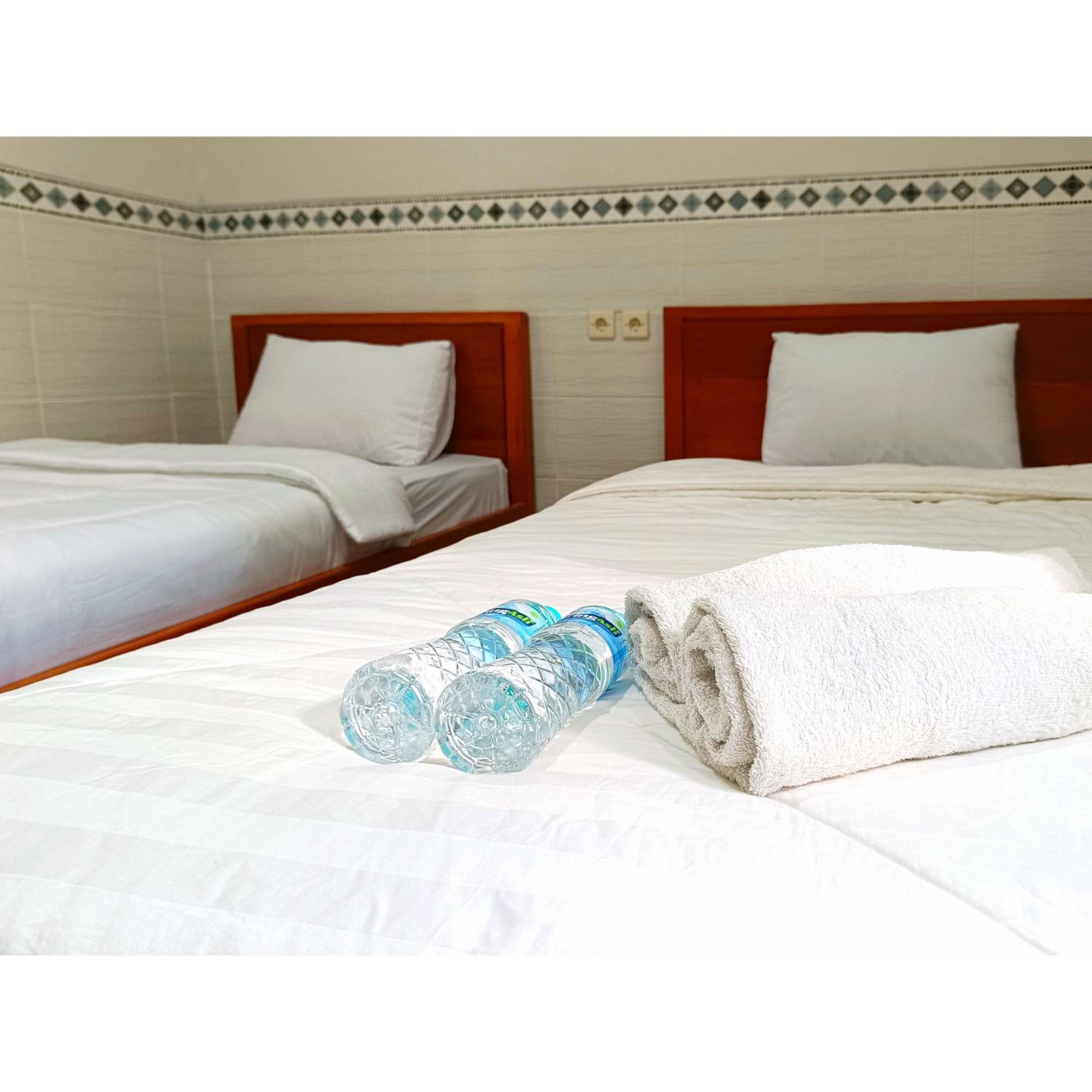 Deluxe Twin Room - Photo 32