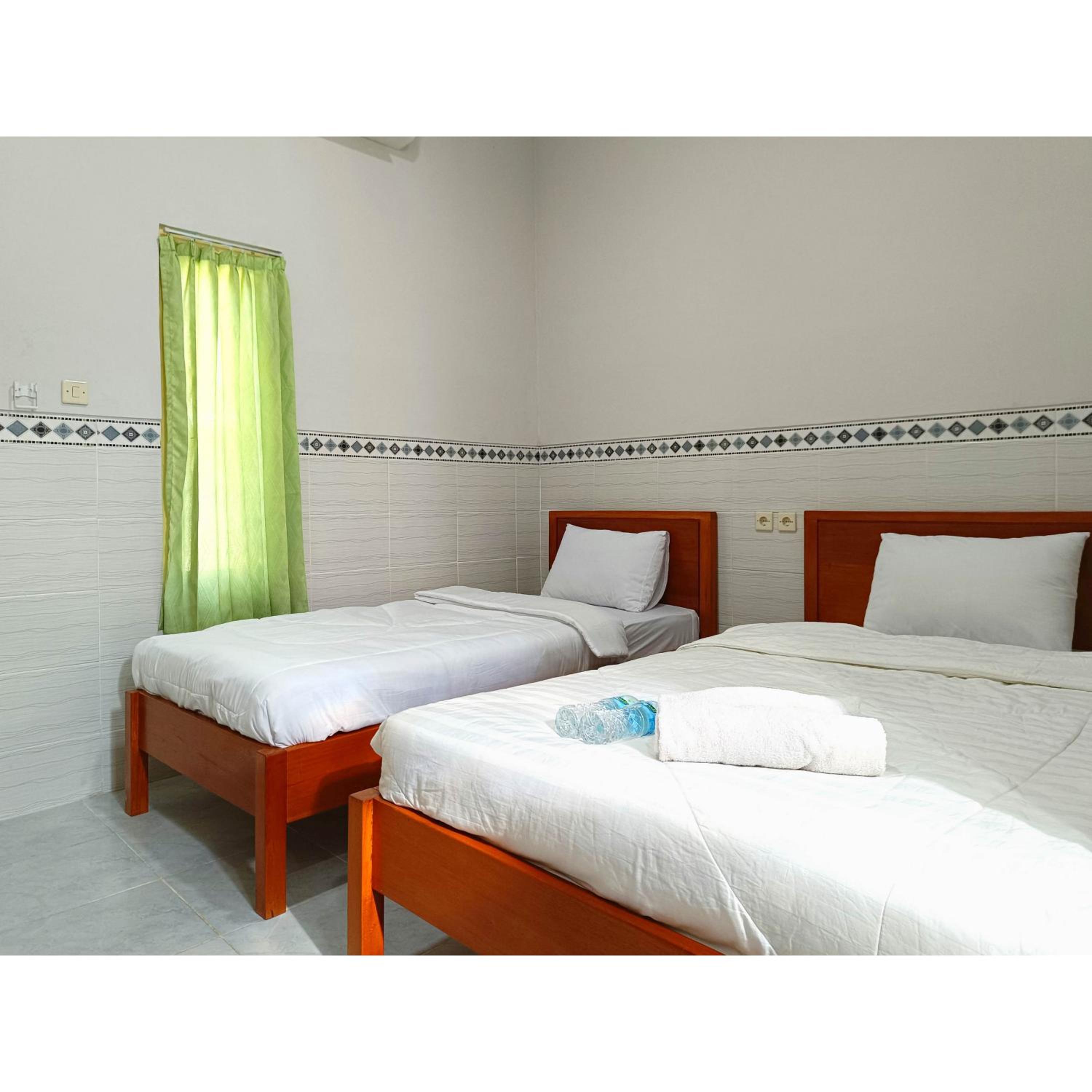 Deluxe Twin Room - Photo 26