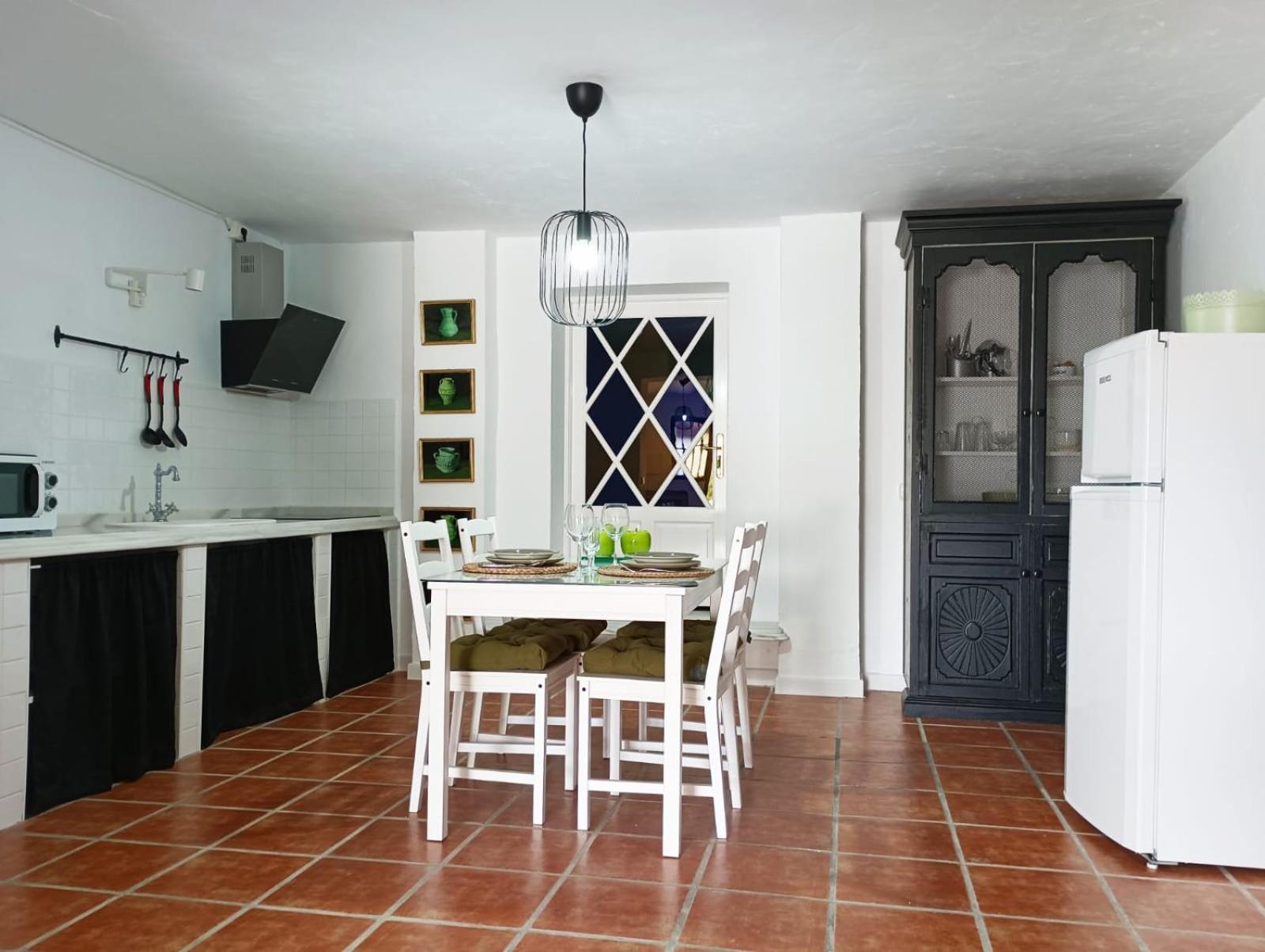 One-Bedroom House photo 2