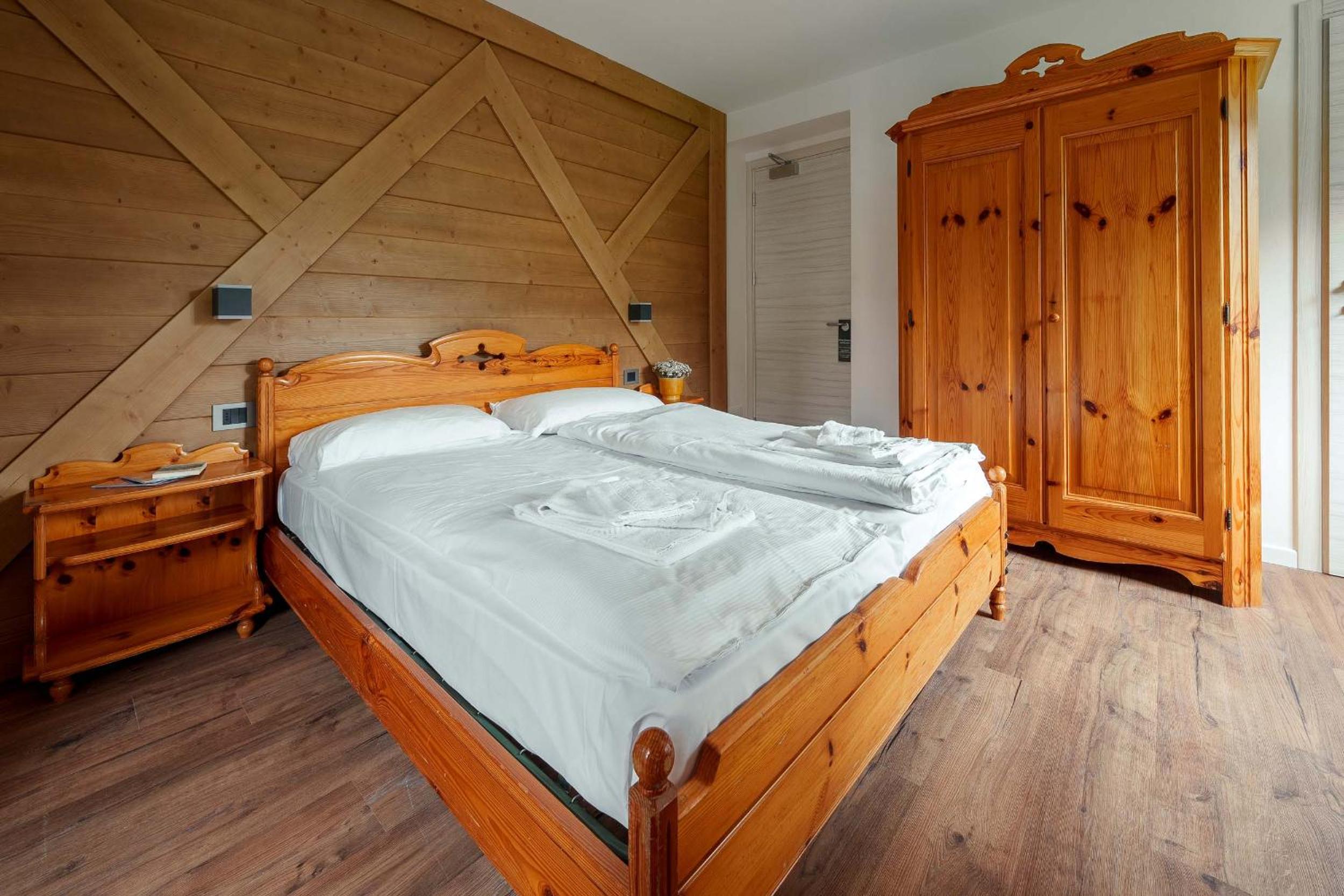 Standard Double or Twin Room photo 2