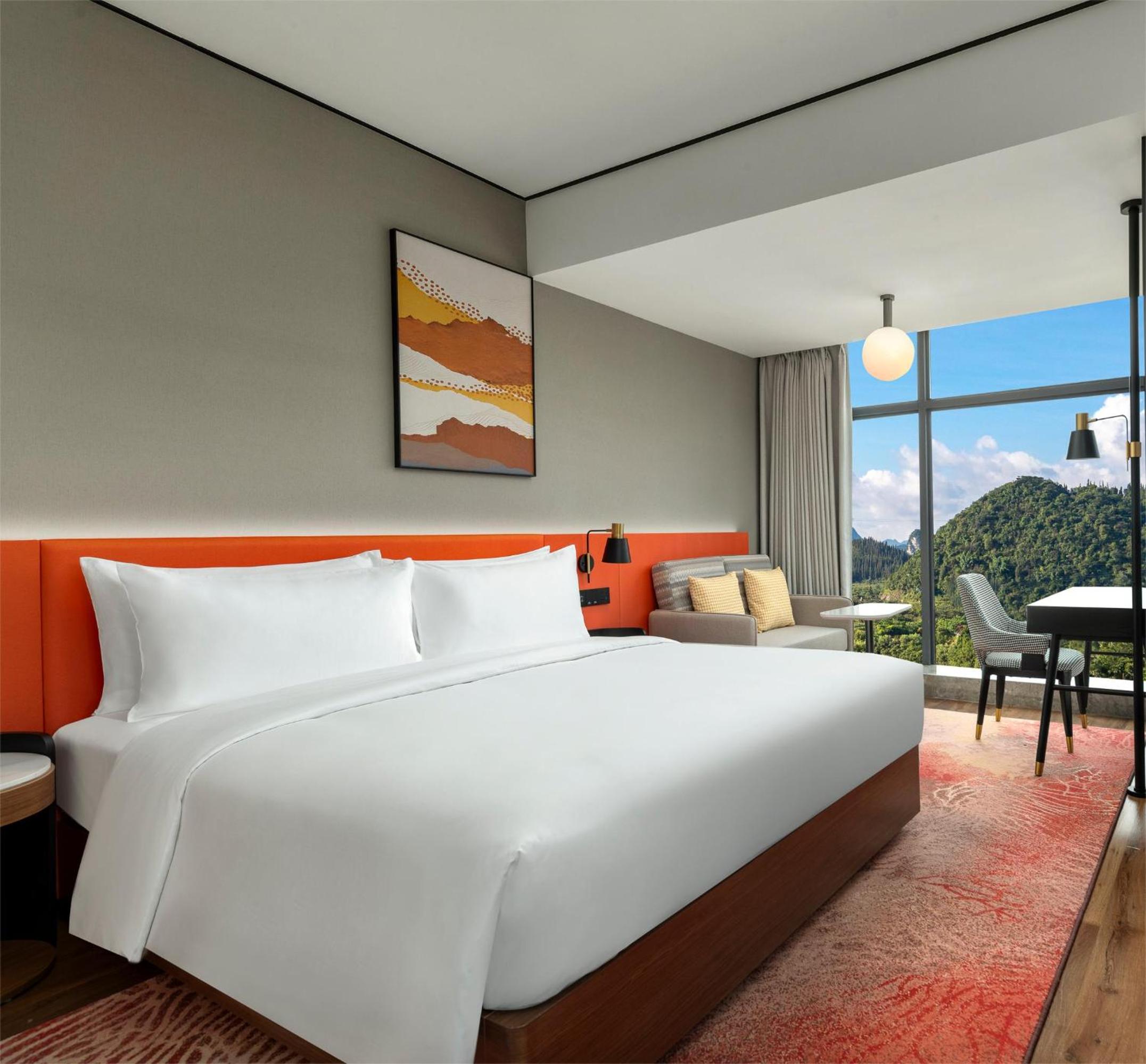 King Room with Mountain View photo 3