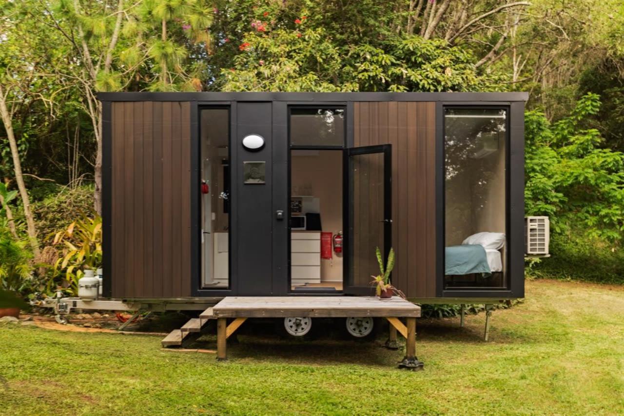 Mobile Home photo 2