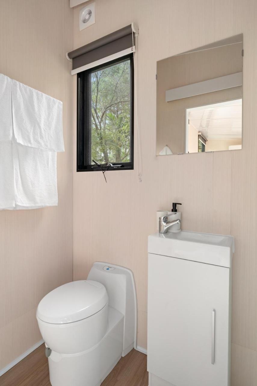 Mobile Home photo 3