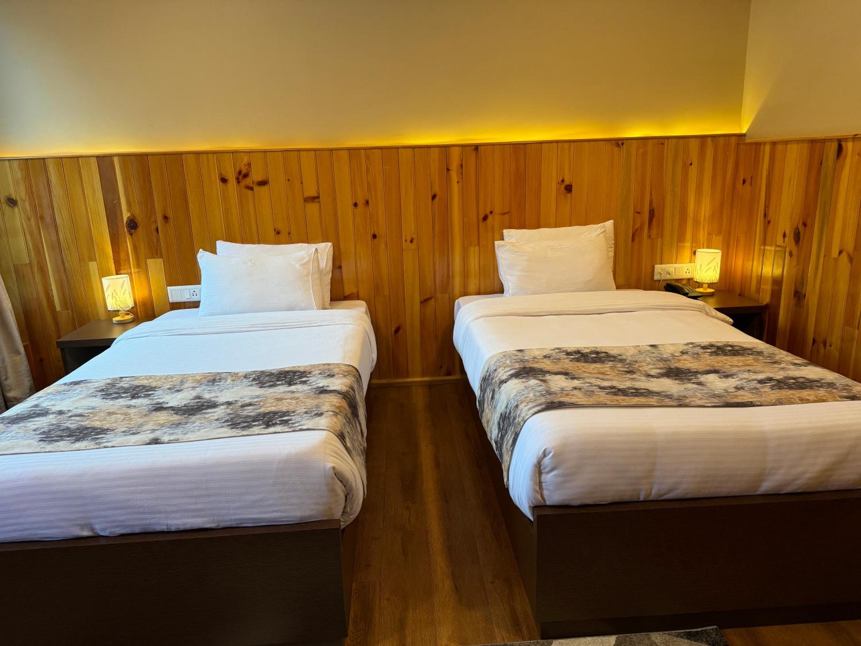 Standard Twin Room photo 3