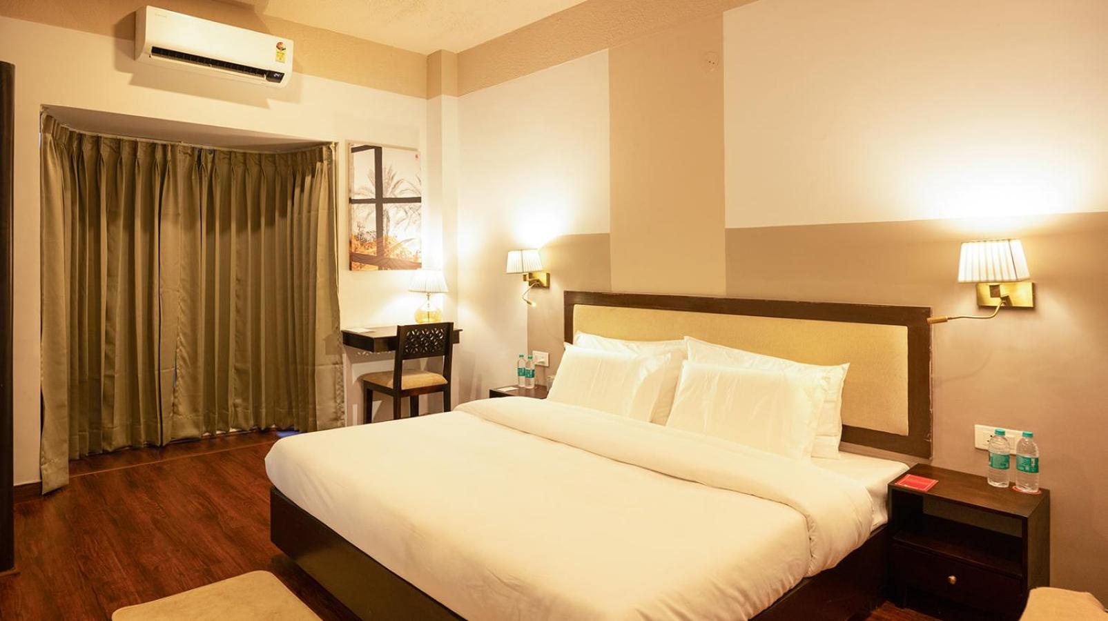 King Room With Balcony photo 1