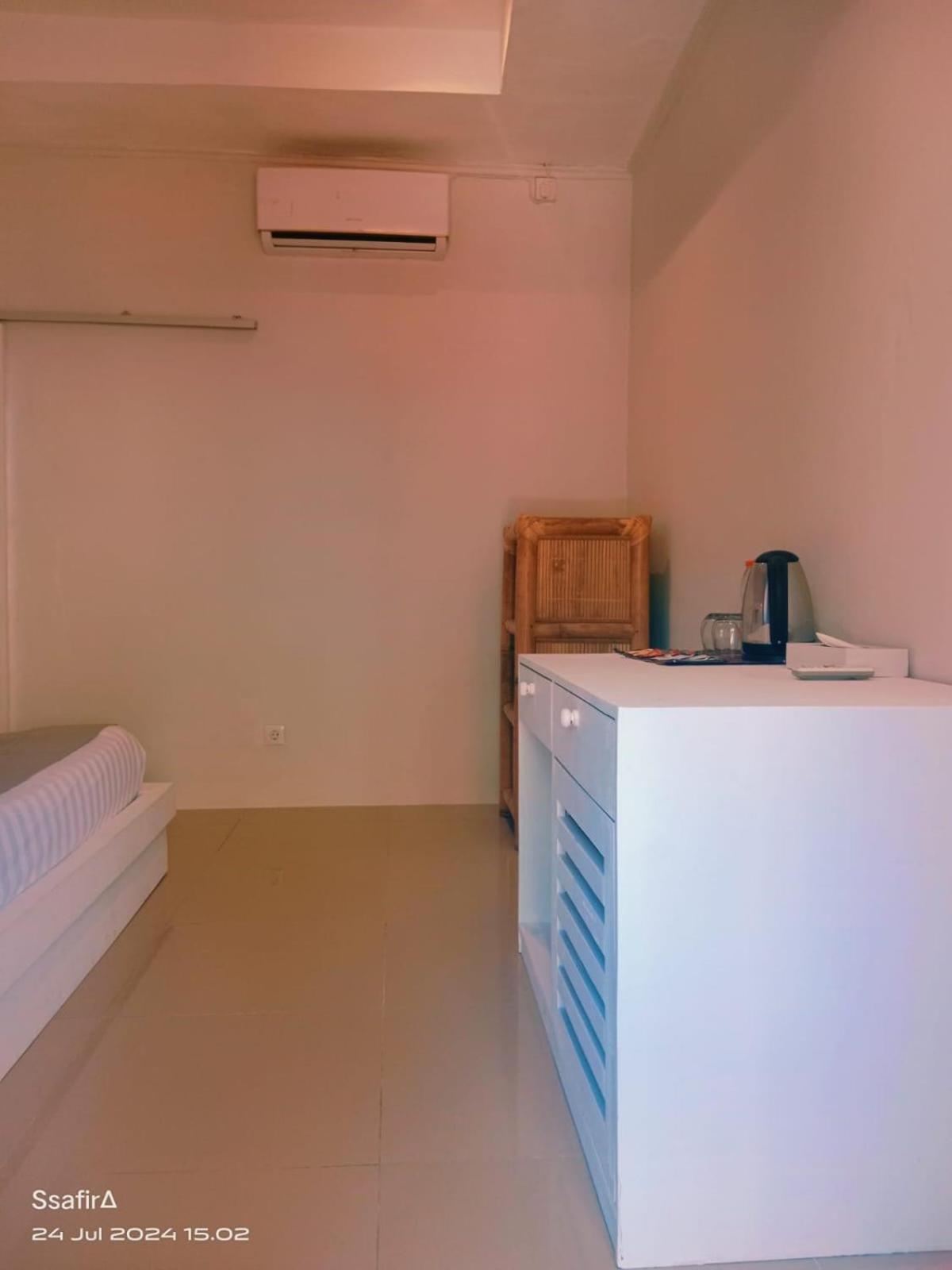 King Room with Garden View - Photo 9