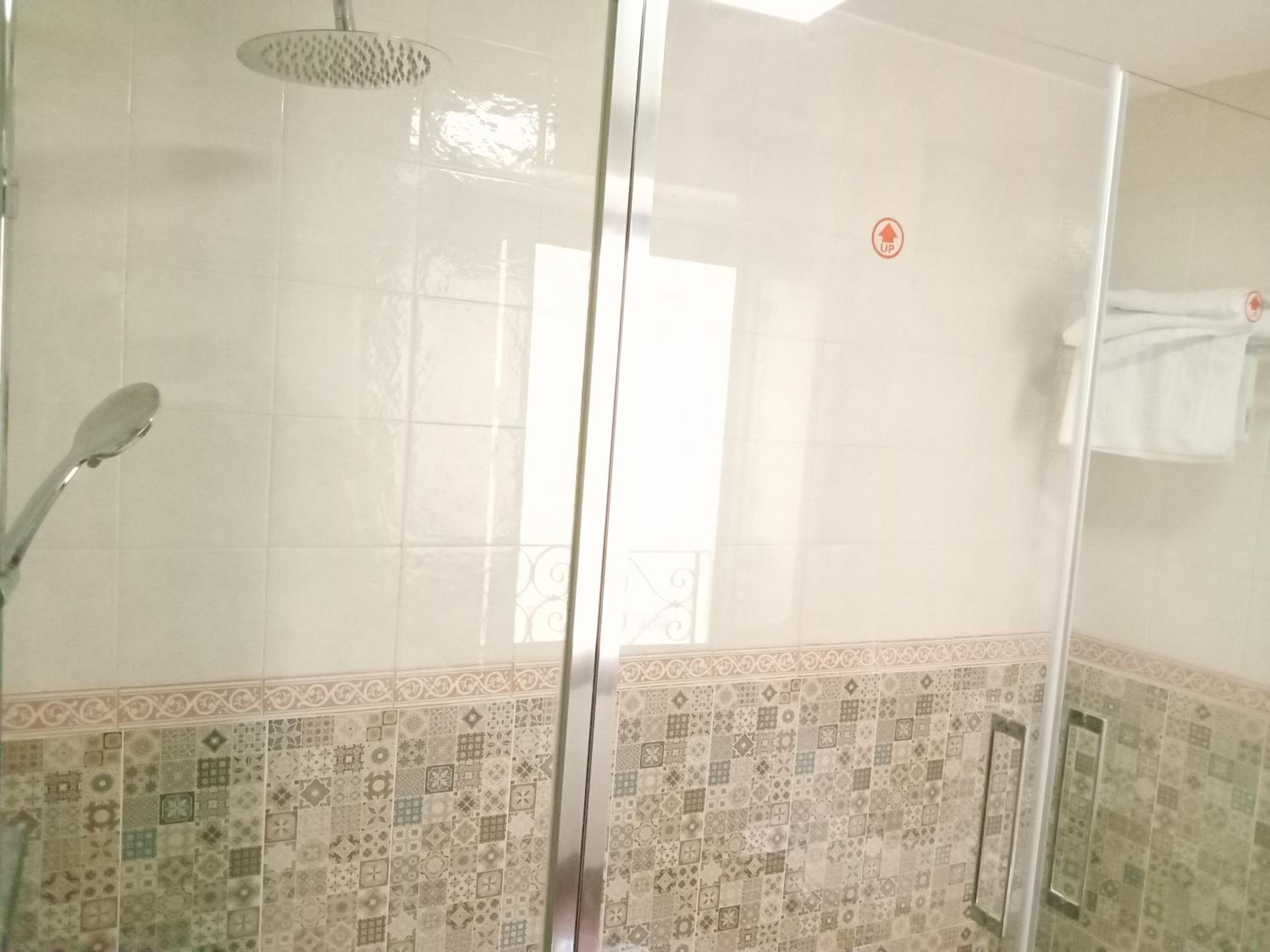 Double Room with Extra Bed - Photo 8