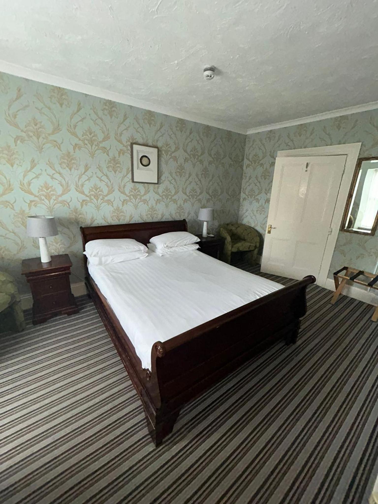 Standard Double Room - Photo 2