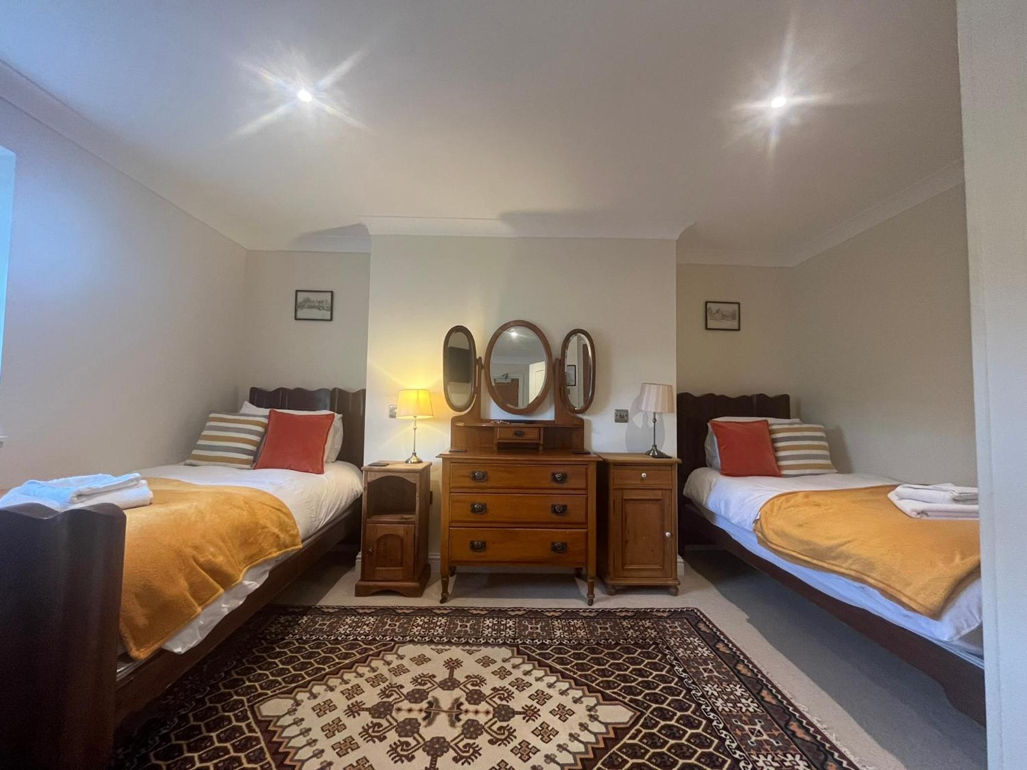 Standard Twin Room photo 3
