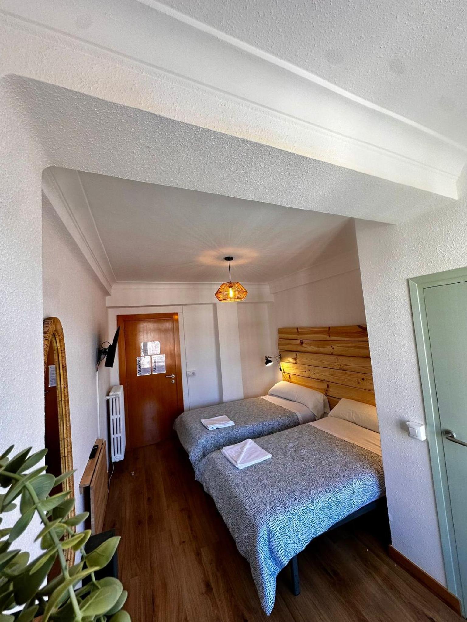 Habitación Doble con Baño Privado