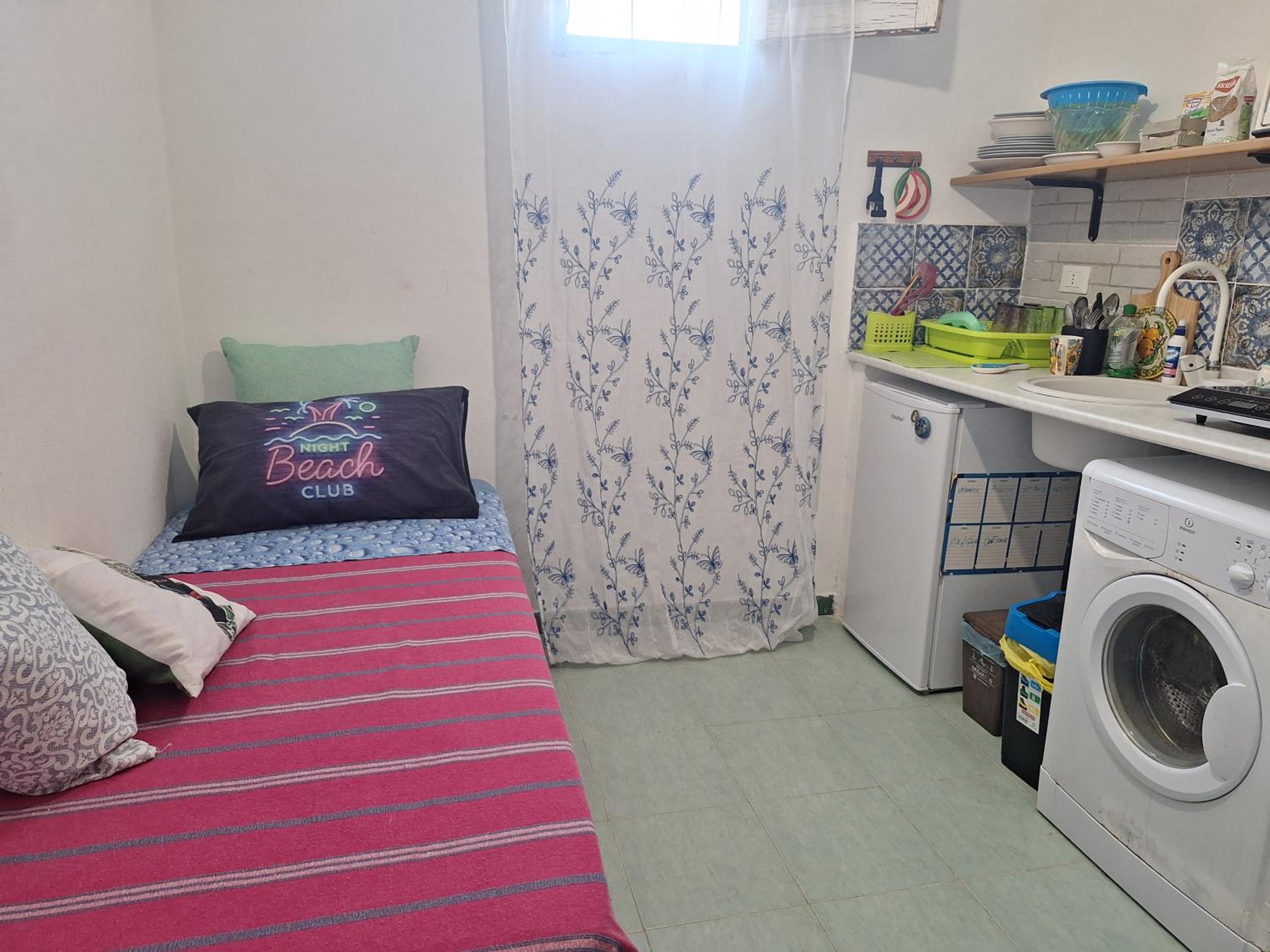 Classic Quadruple Room photo 2