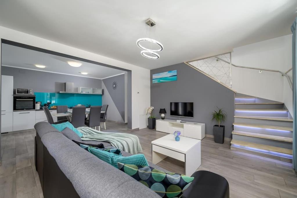Two-Bedroom Villa photo 1