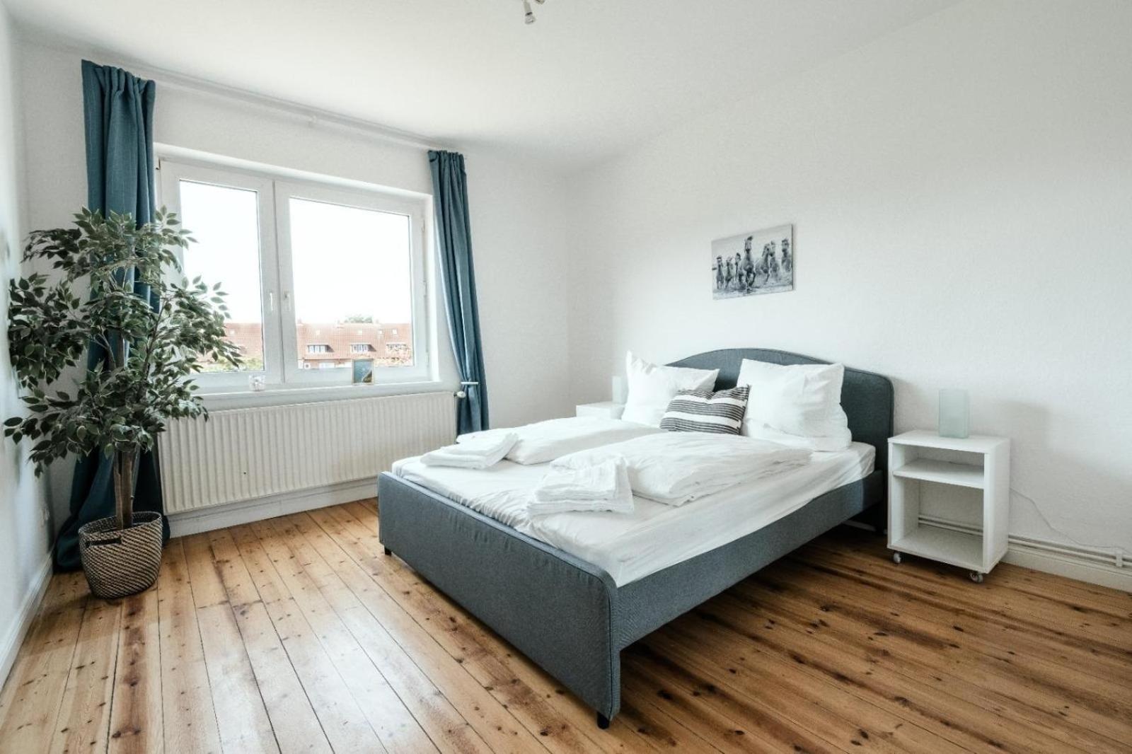 Apartment photo 2