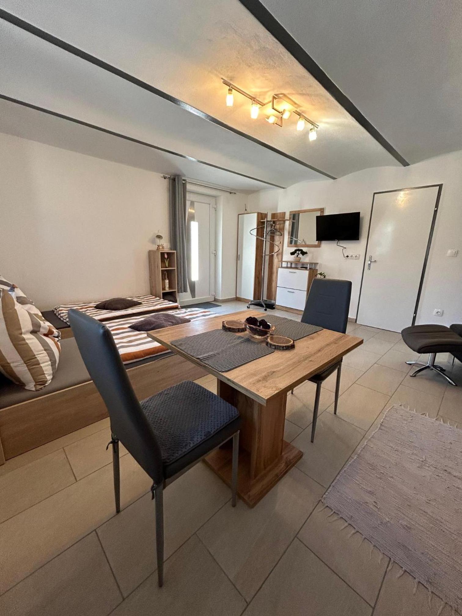 Apartment photo 1