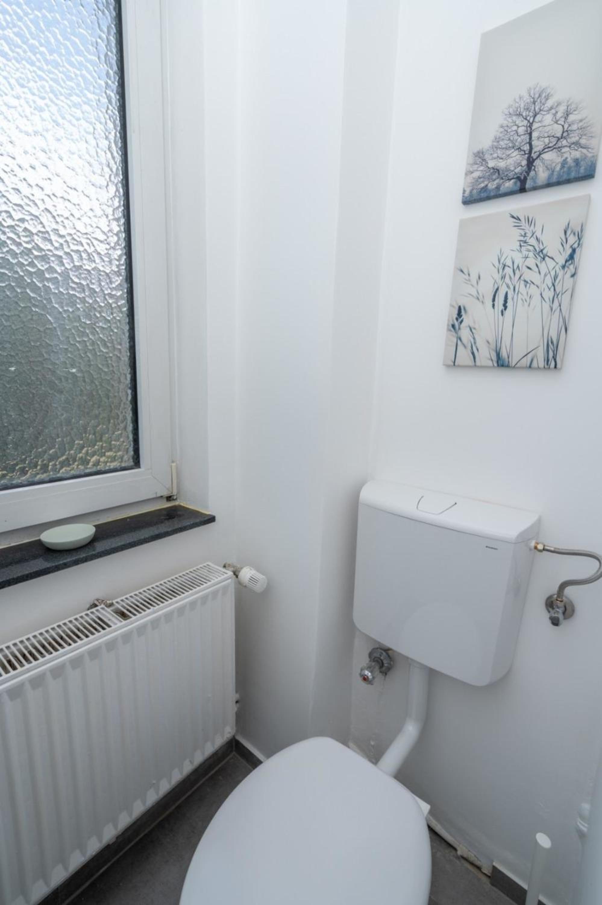 Apartment photo 2