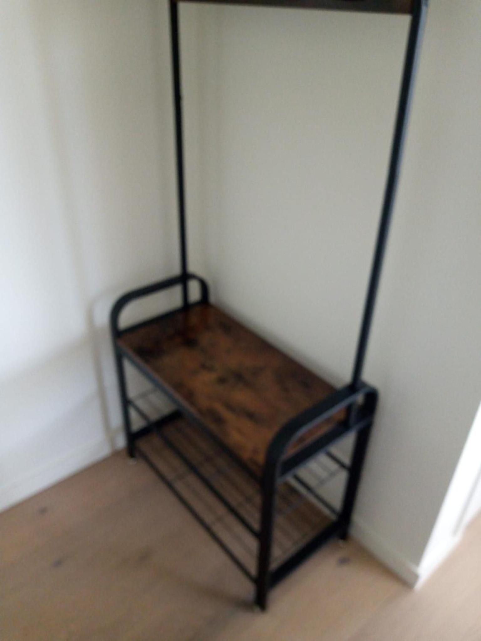 One-Bedroom Apartment - Photo 8