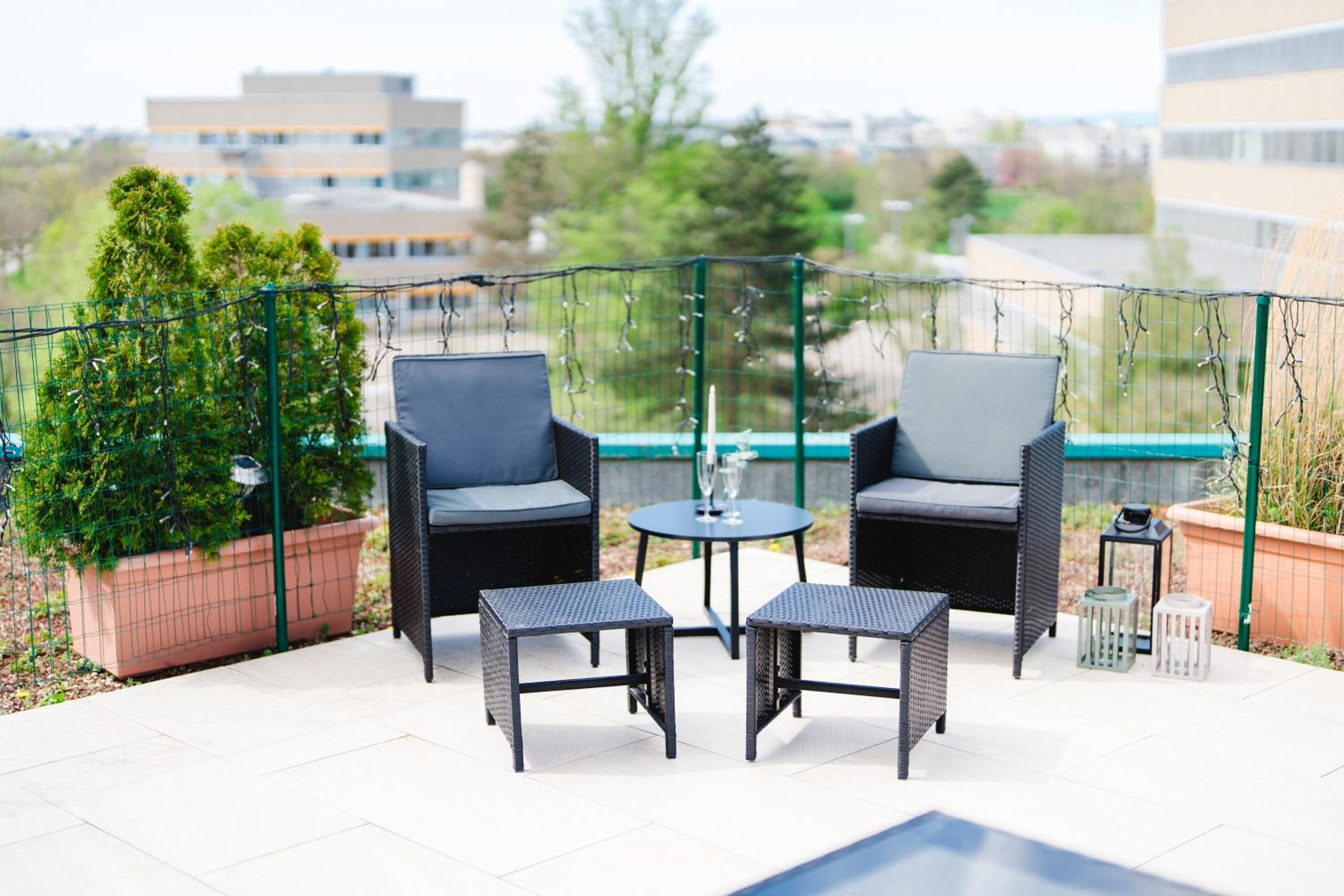 Four-Bedroom Penthouse Apartment photo 2
