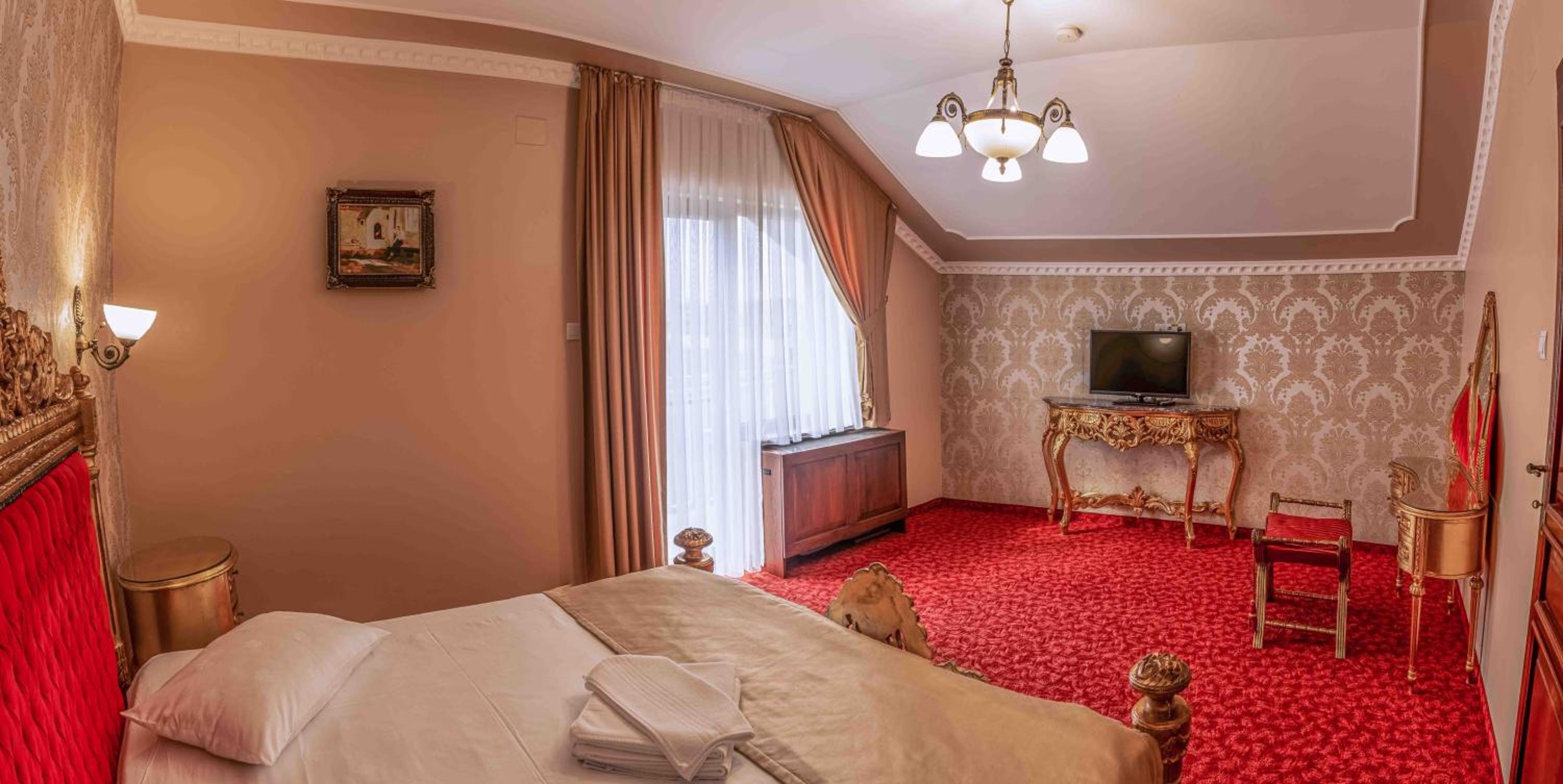 Family Suite - Photo 1