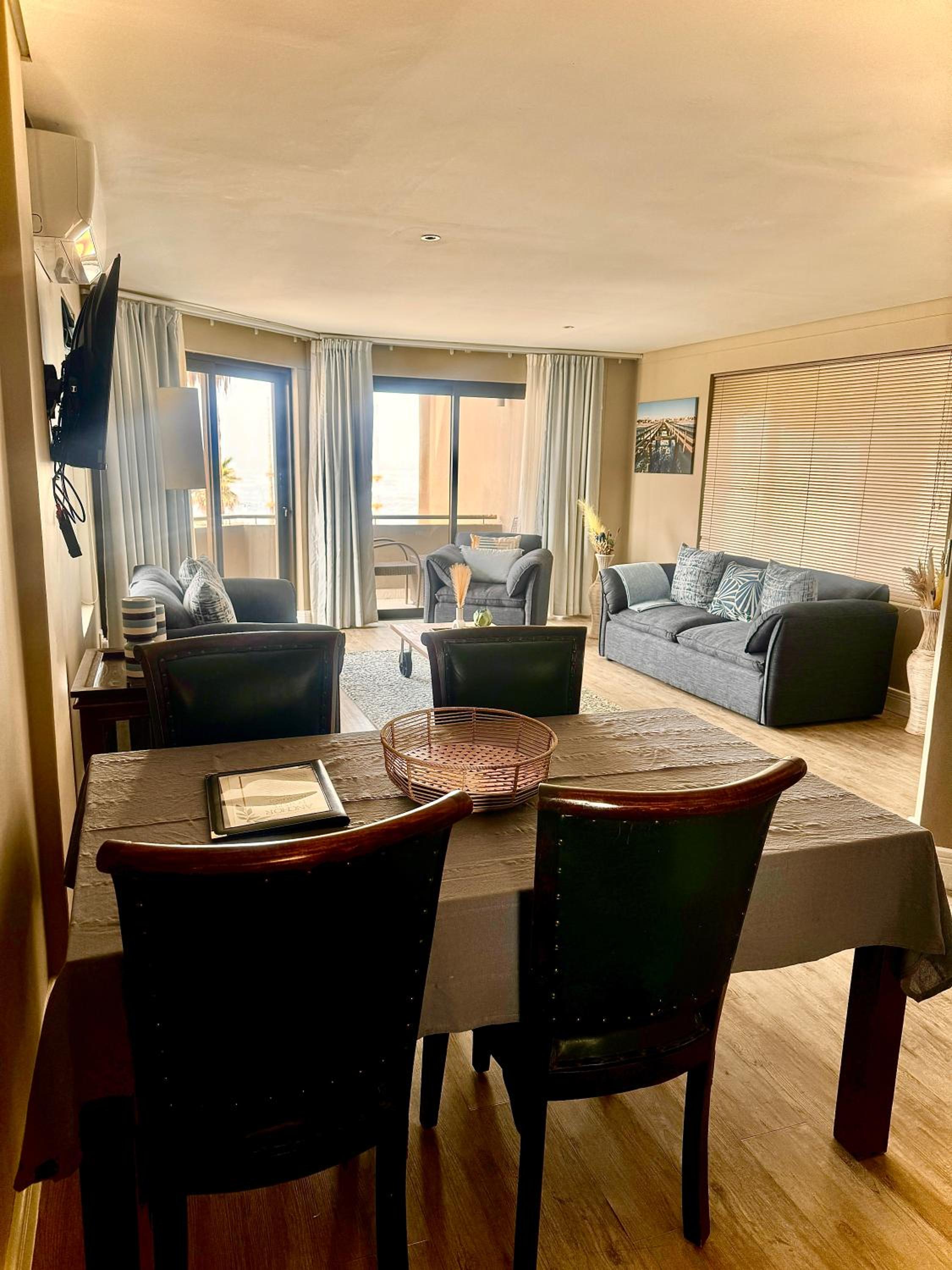 Apartment with View and Balcony photo 3