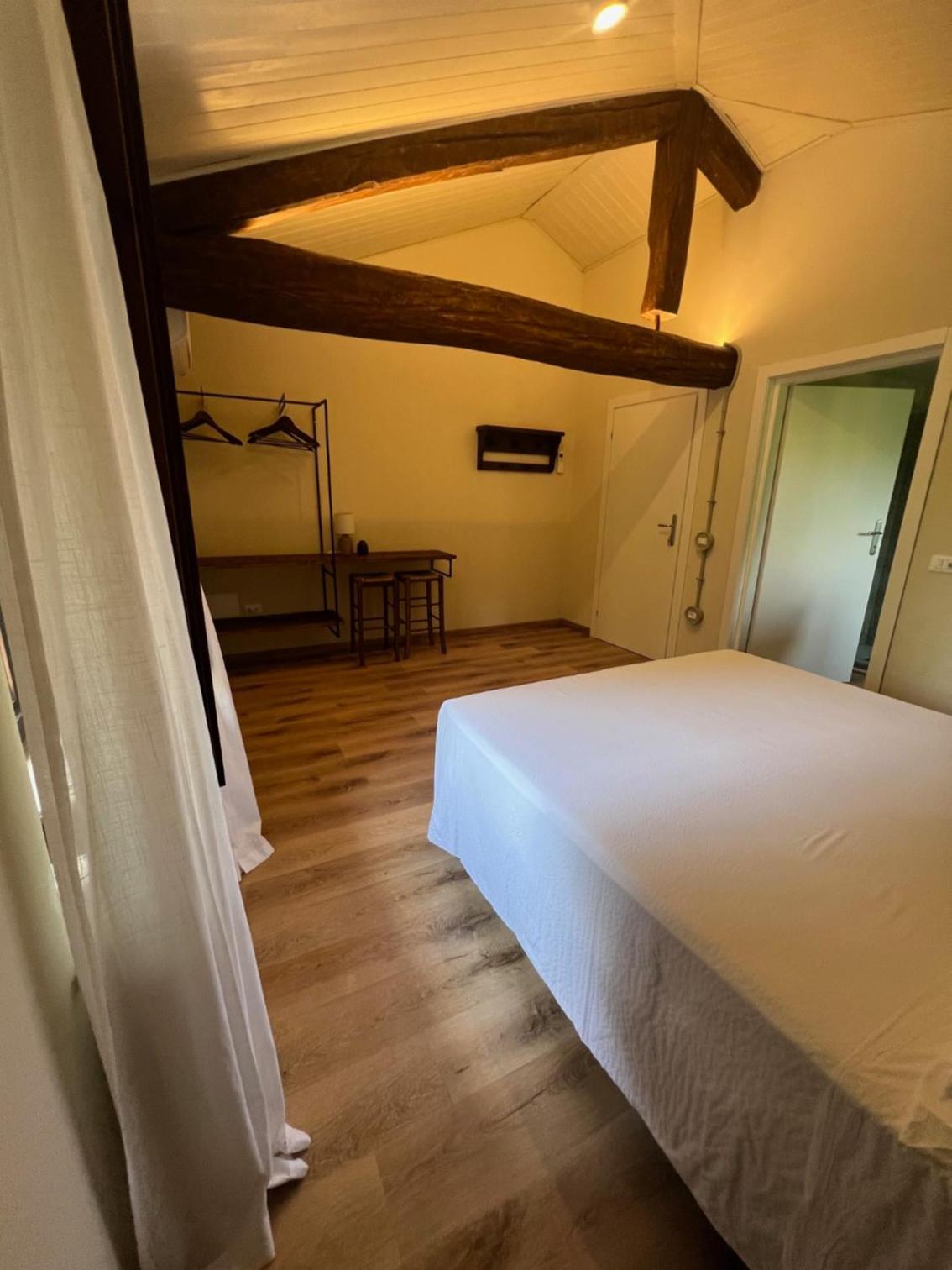 Double Room with Private Bathroom photo 3