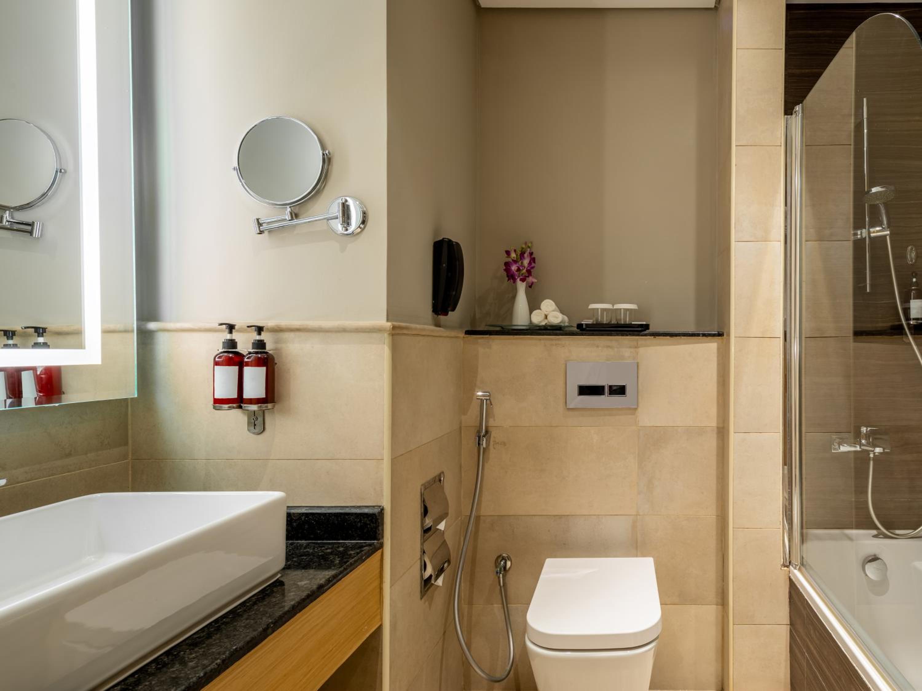 Premium Double or Twin Room - Complimentary Transfer to the Beach — photo 3