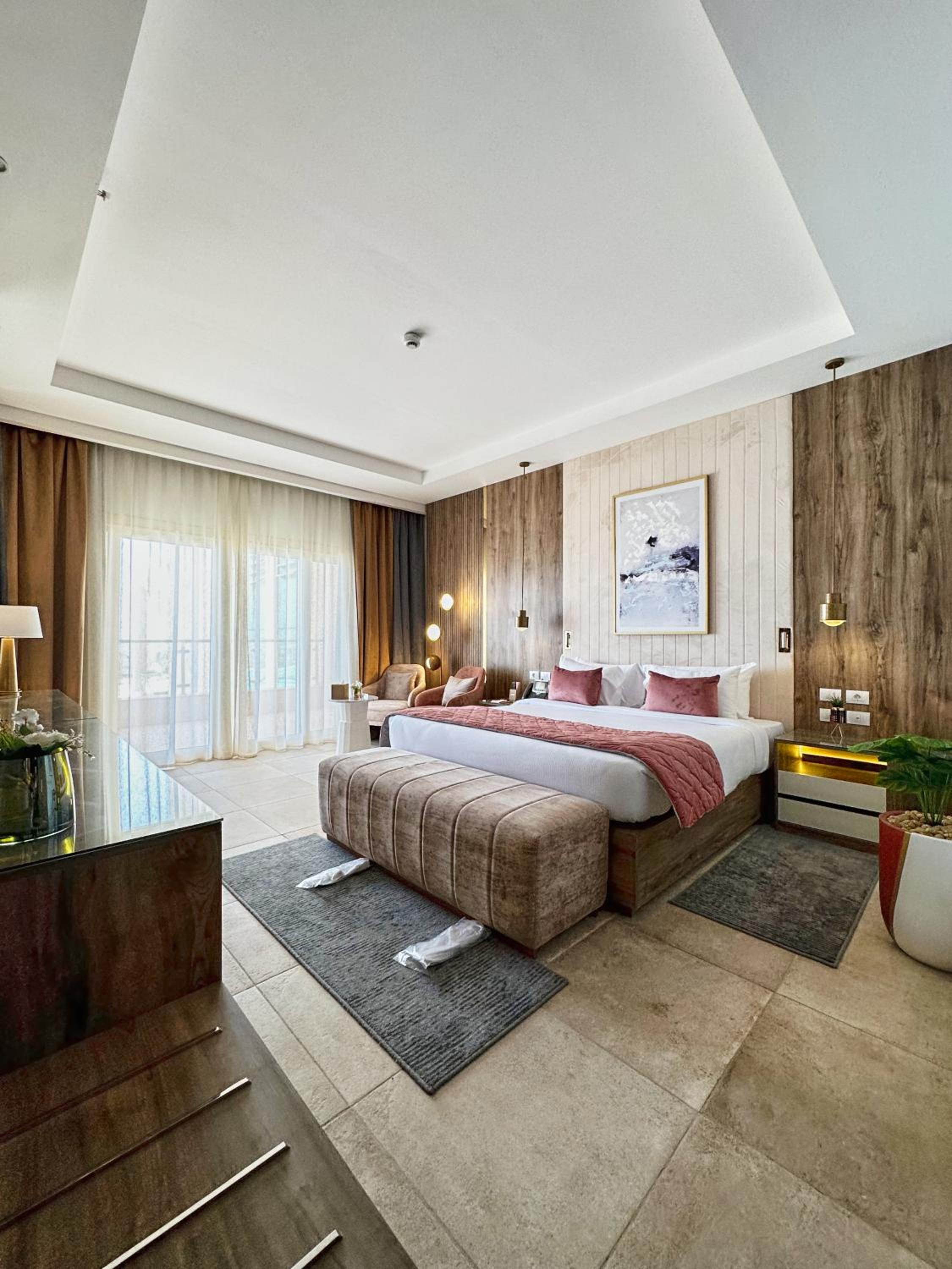 Junior Suite Sea & pool View For Egyptians And Foreign Residents