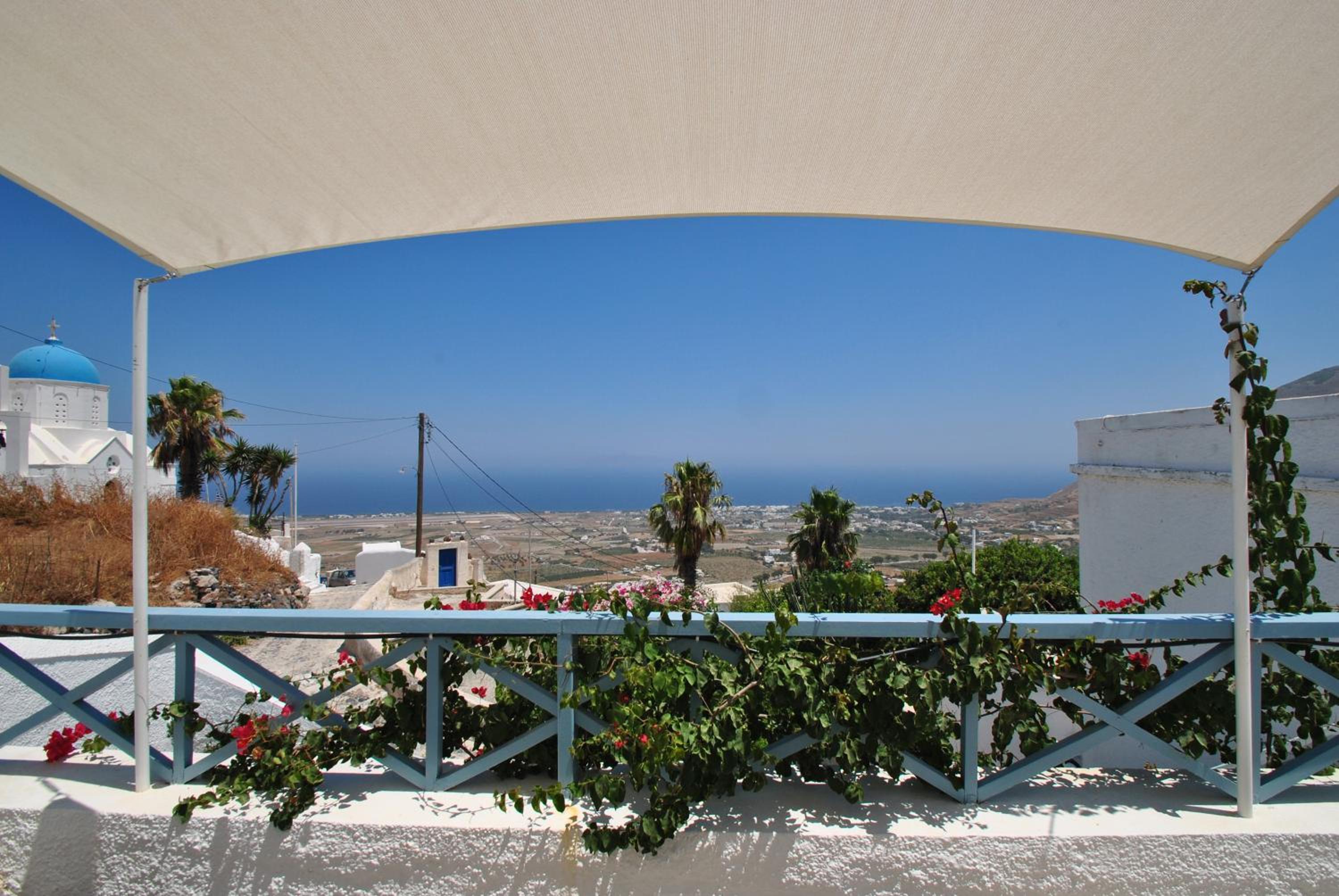 Villa photo 3