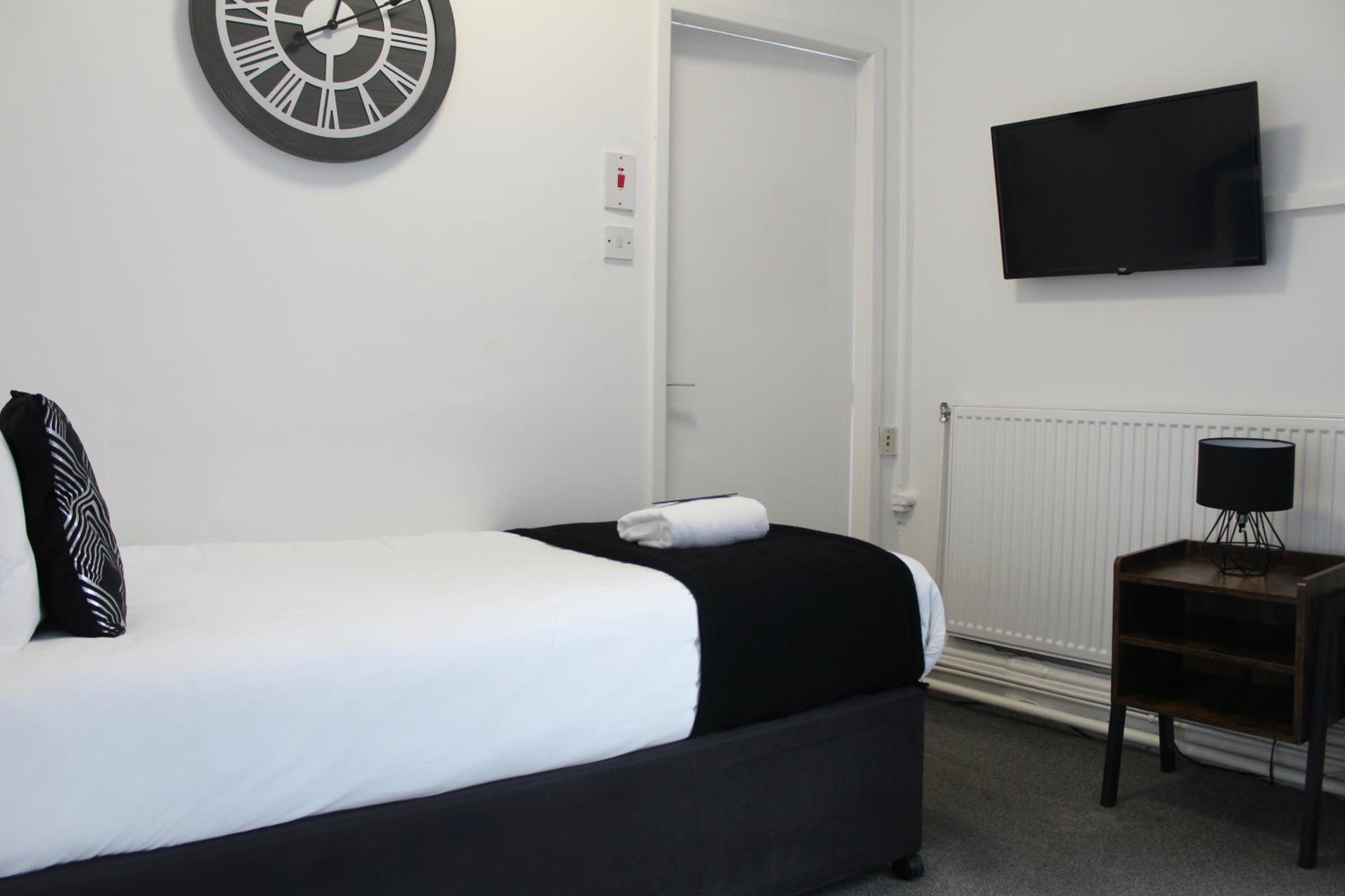 Single Room - Photo 3