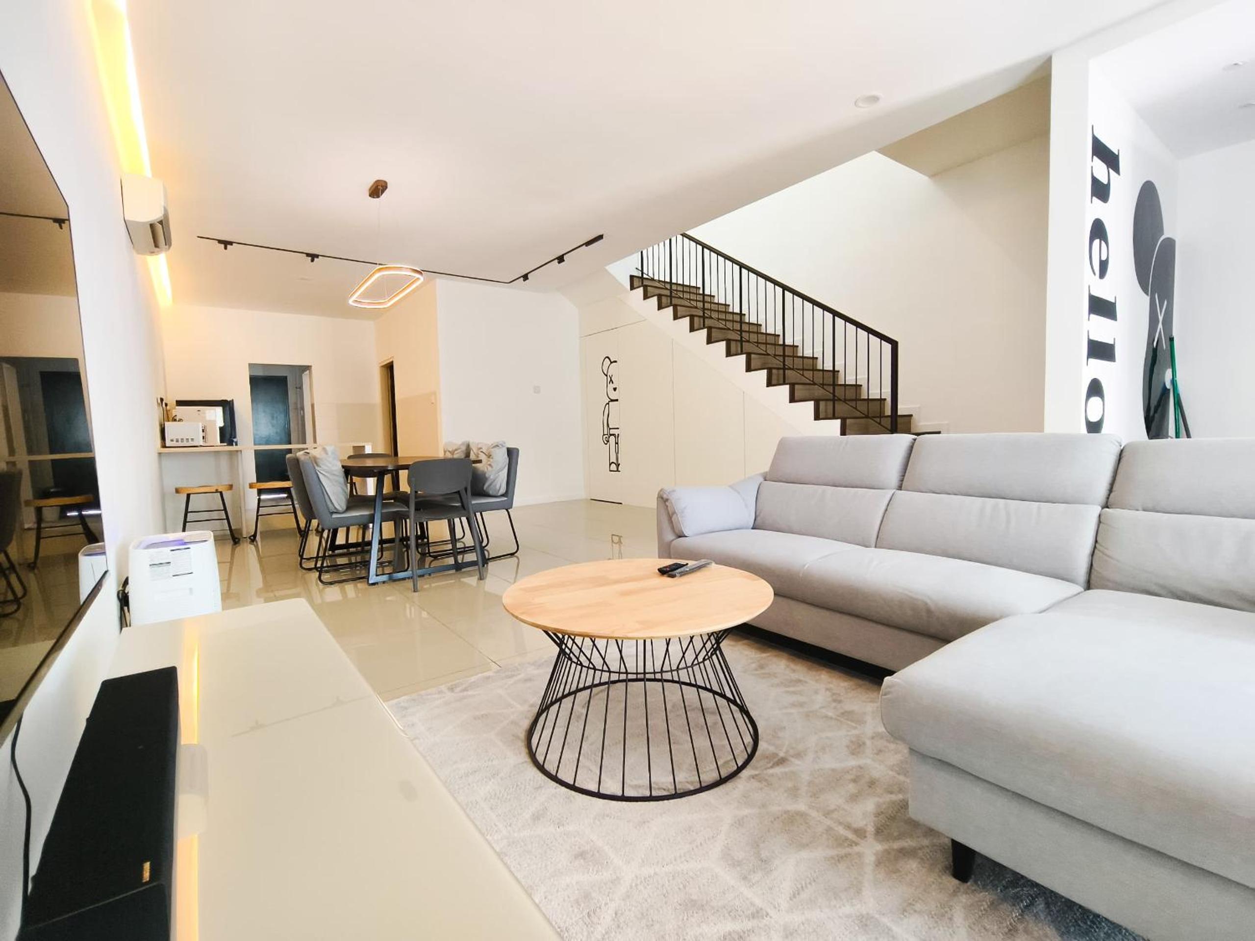 Four-Bedroom House photo 1