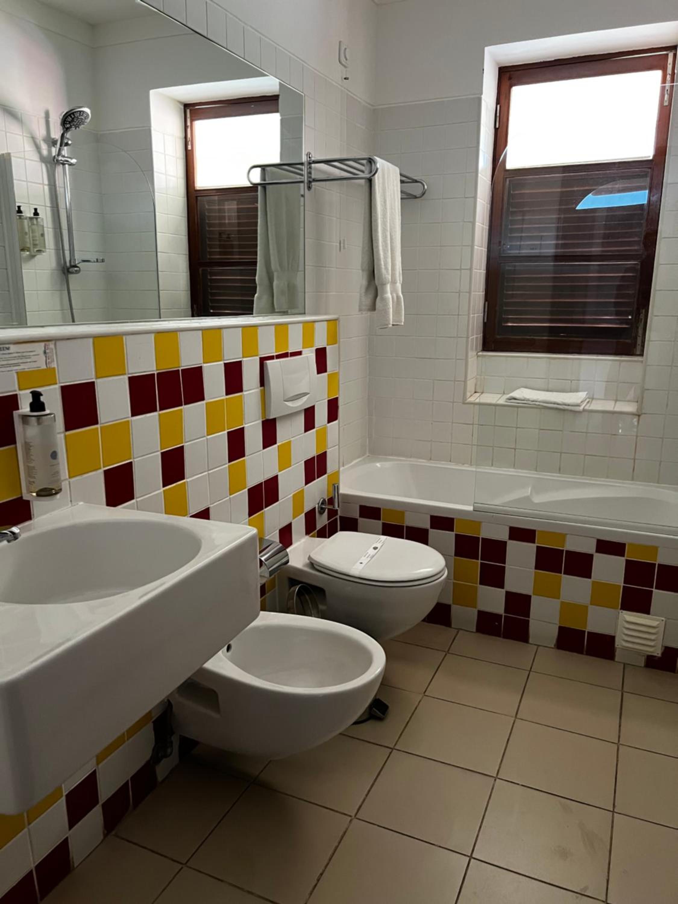 Economy Double or Twin Room photo 2