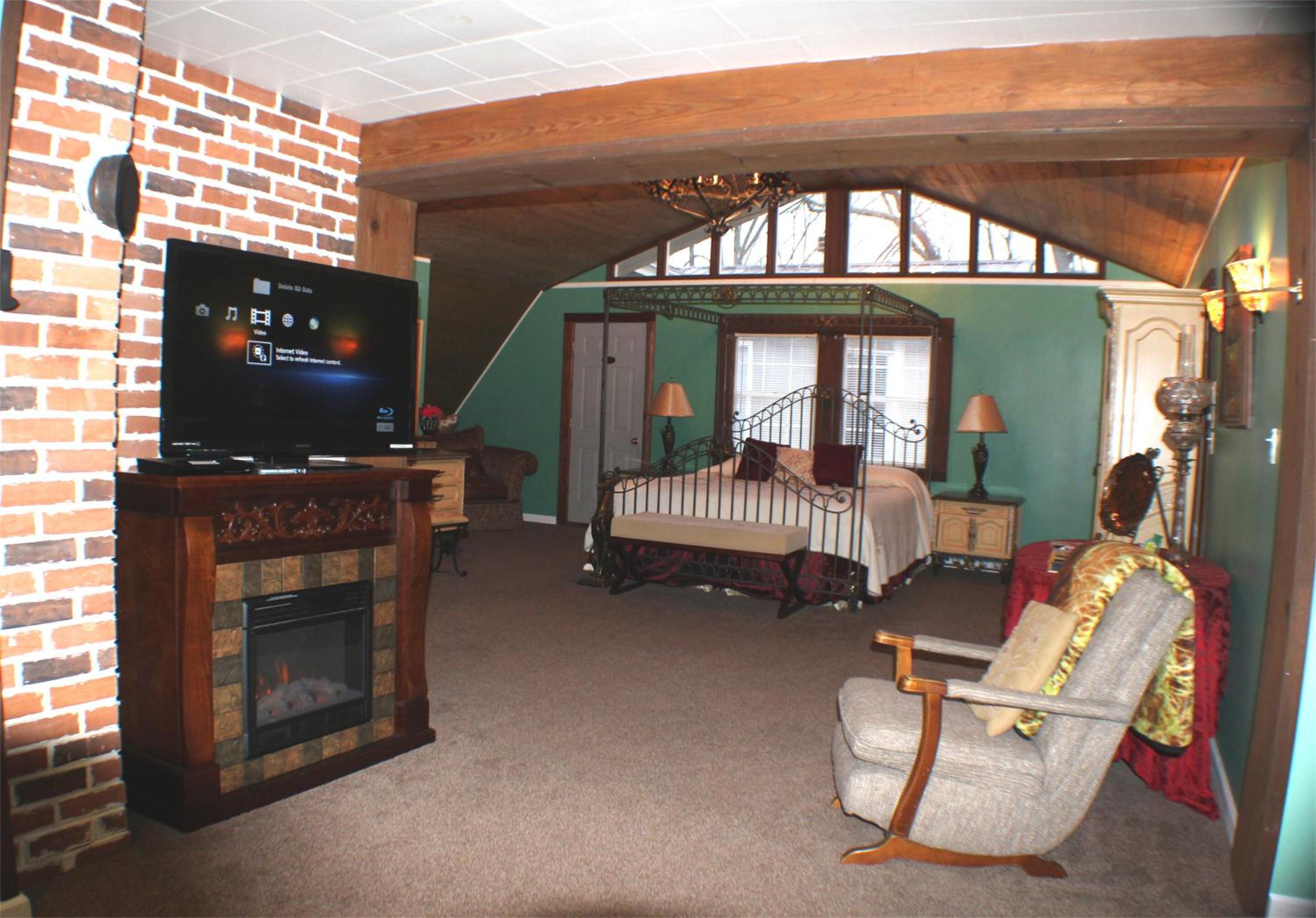 Deluxe Quadruple Room photo 2