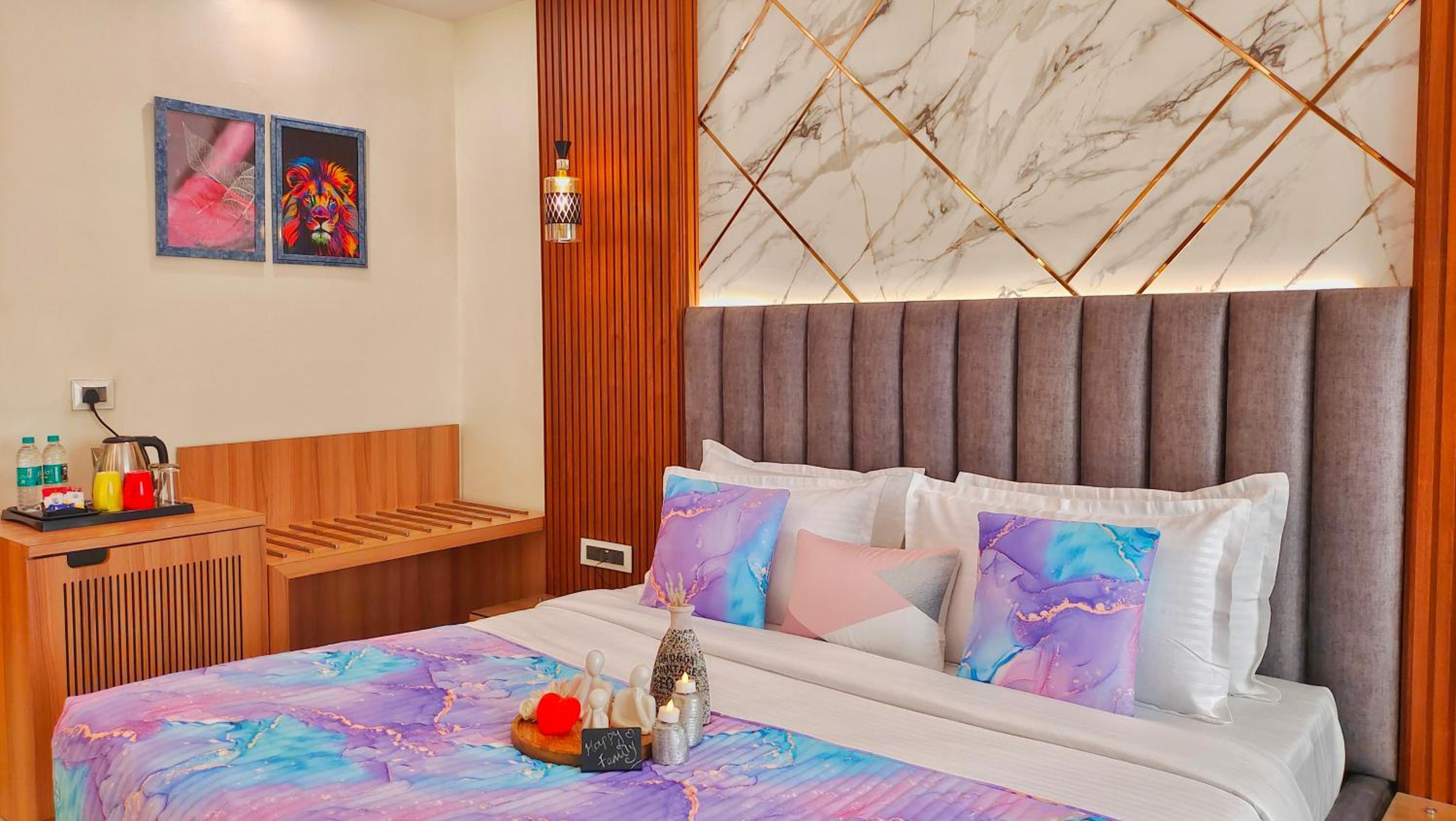 Premier Triple Room with Daybed: Enjoy 10% off on - F&B, Spa, car Hire, Complimentary Welcome Drink & Hi-Tea, Candlelight Dinner & Room Decoration Available  - Photo 7