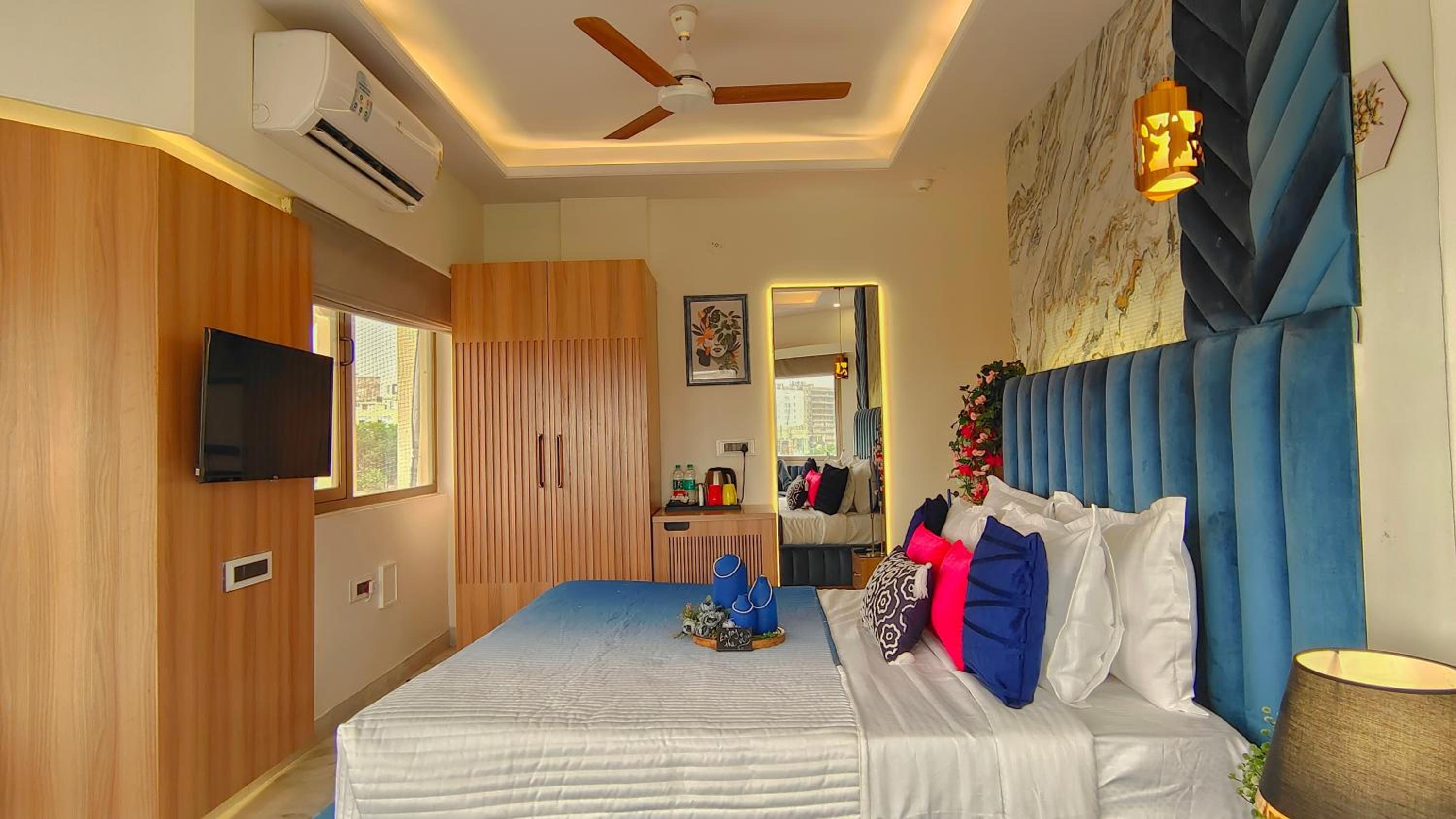 Panoramic View Room with Day Bed: Enjoy 10% off on - F&B, Spa, car Hire, Complimentary Welcome Drink & Hi-Tea, Candlelight Dinner & Room Decoration Available  - Photo 4