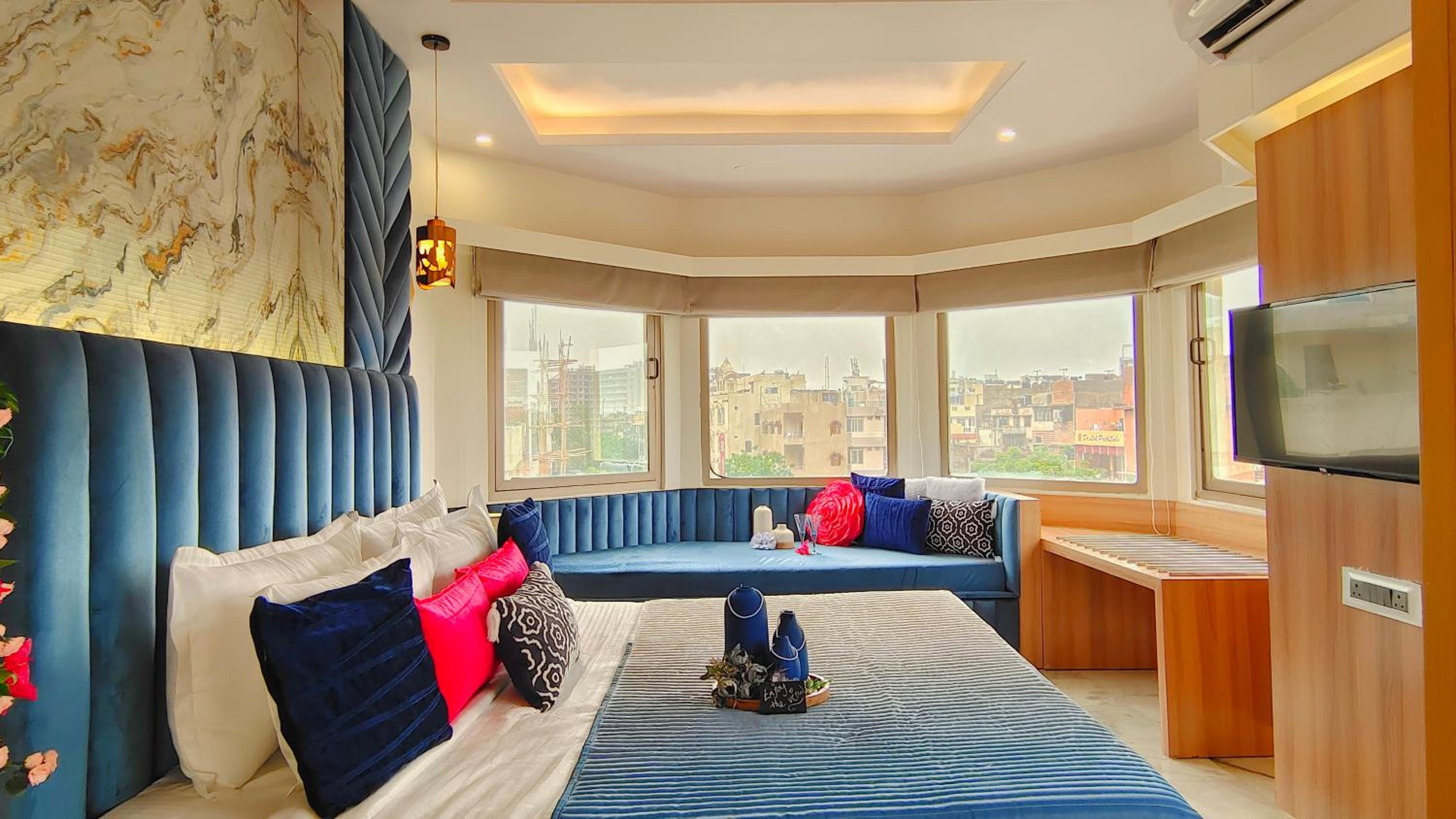 Panoramic View Room with Day Bed: Enjoy 10% off on - F&B, Spa, car Hire, Complimentary Welcome Drink & Hi-Tea, Candlelight Dinner & Room Decoration Available  - Photo 7