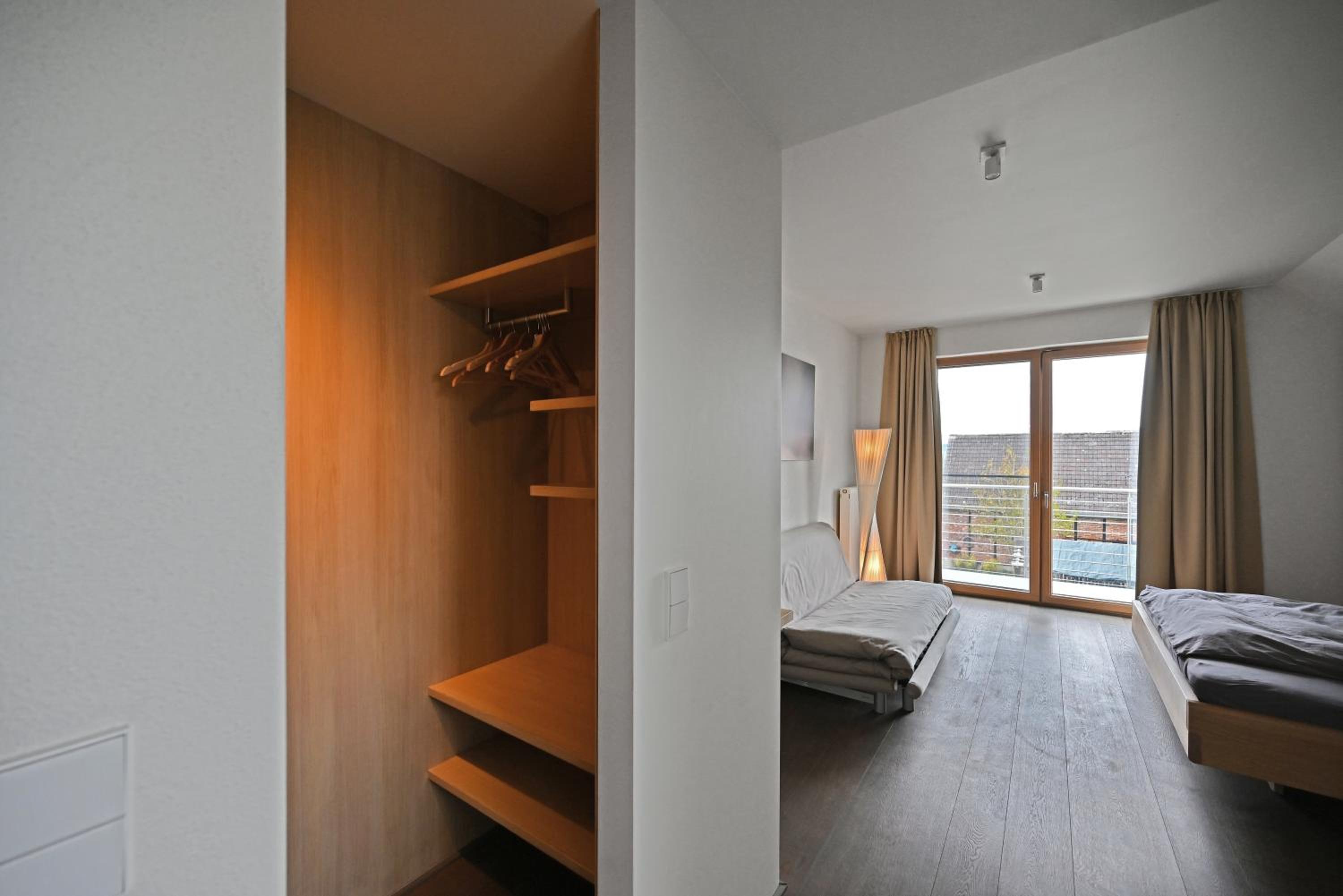 One-Bedroom Apartment photo 2