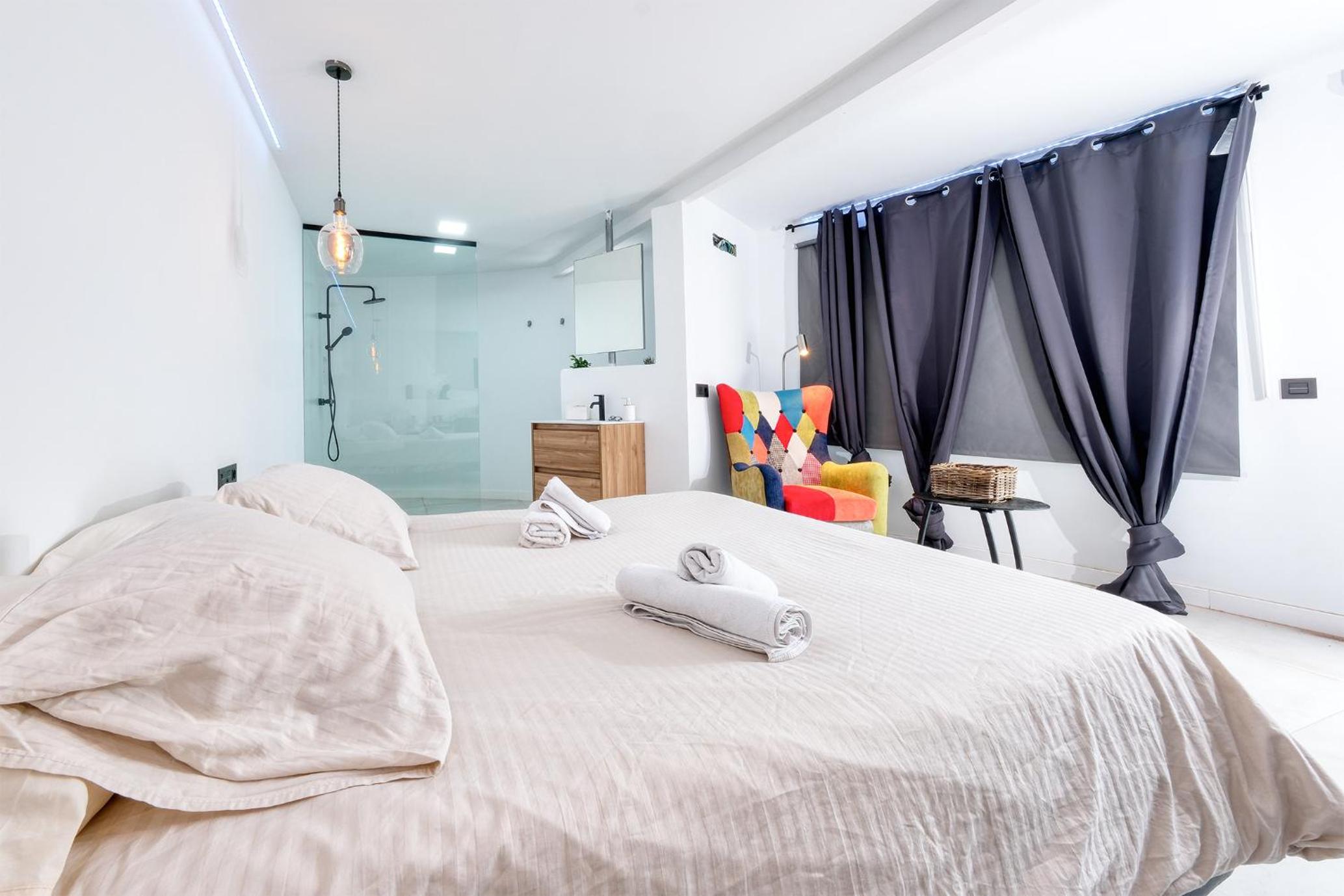 Habitación Doble Deluxe con Ducha