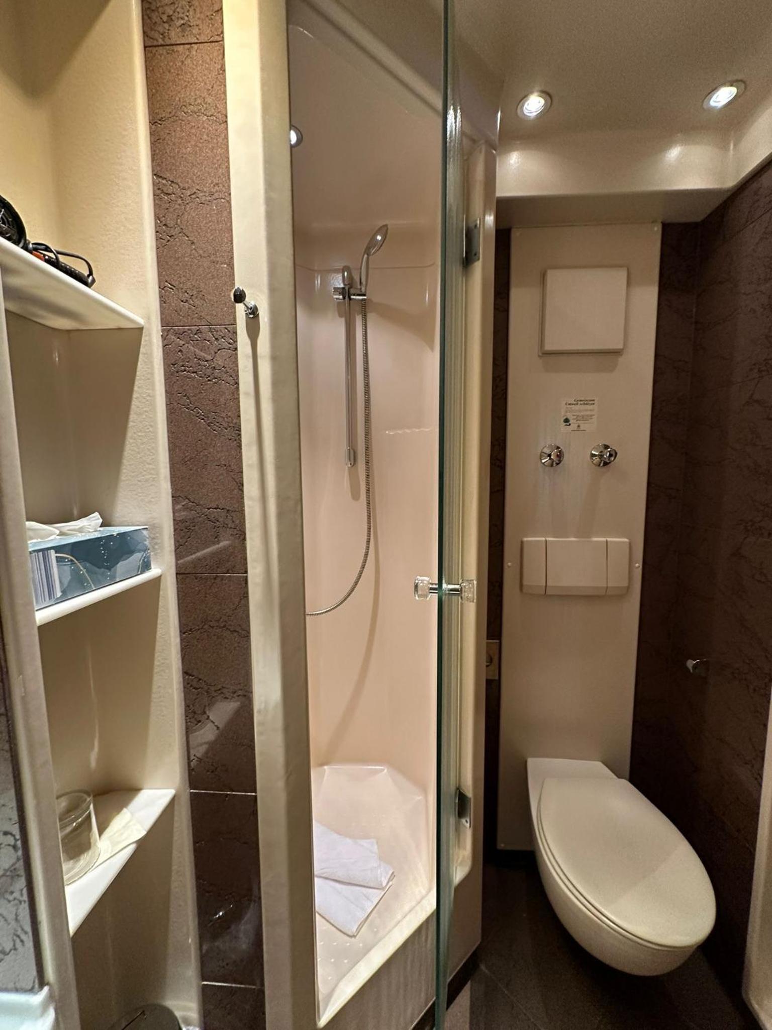 Double Room - Photo 2