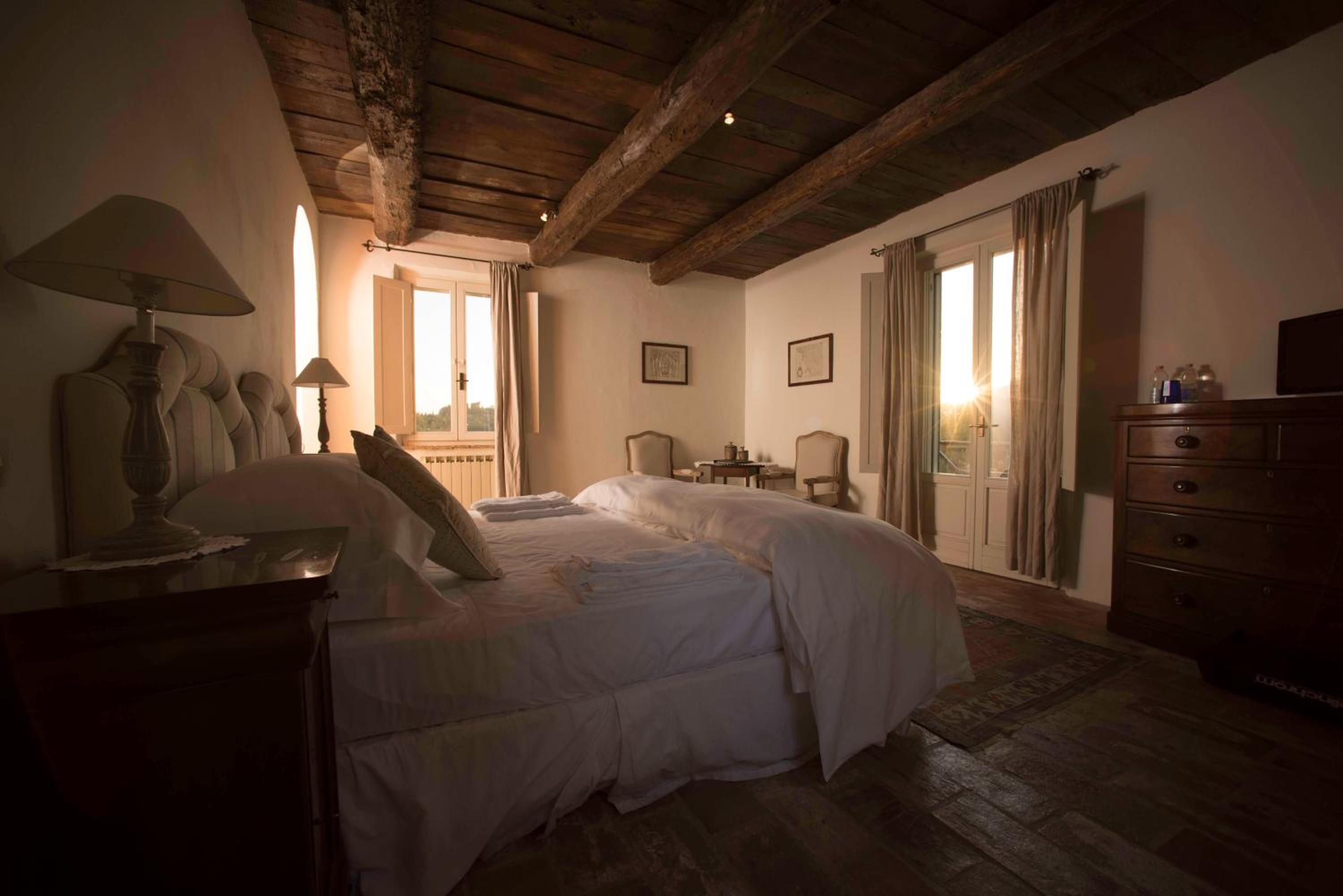 Deluxe Double Room - Photo 2
