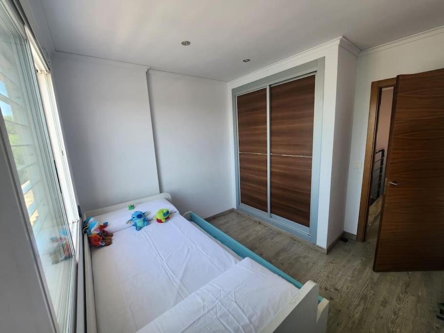 Villa de Tres Habitaciones
