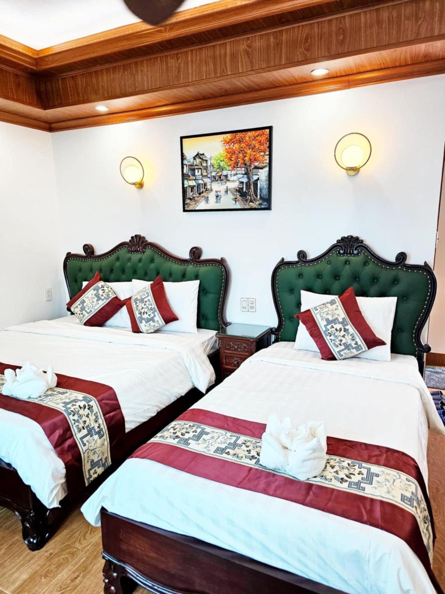 Triple Room with Mountain View