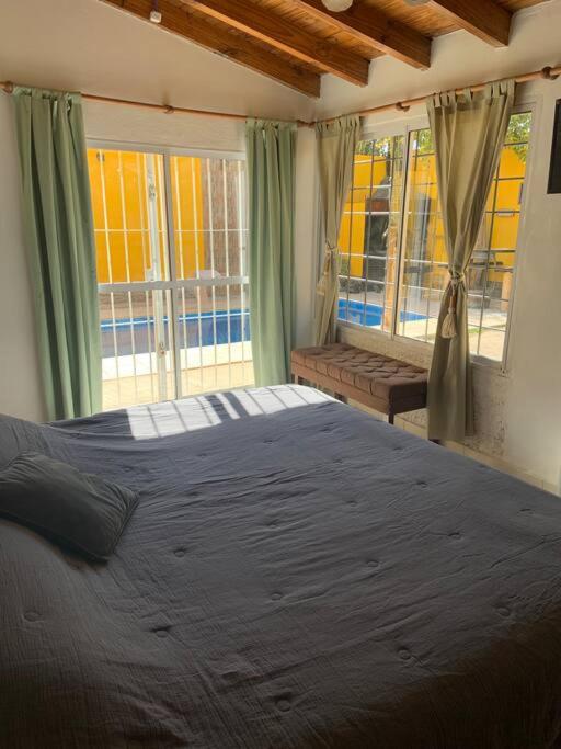 One-Bedroom House photo 1