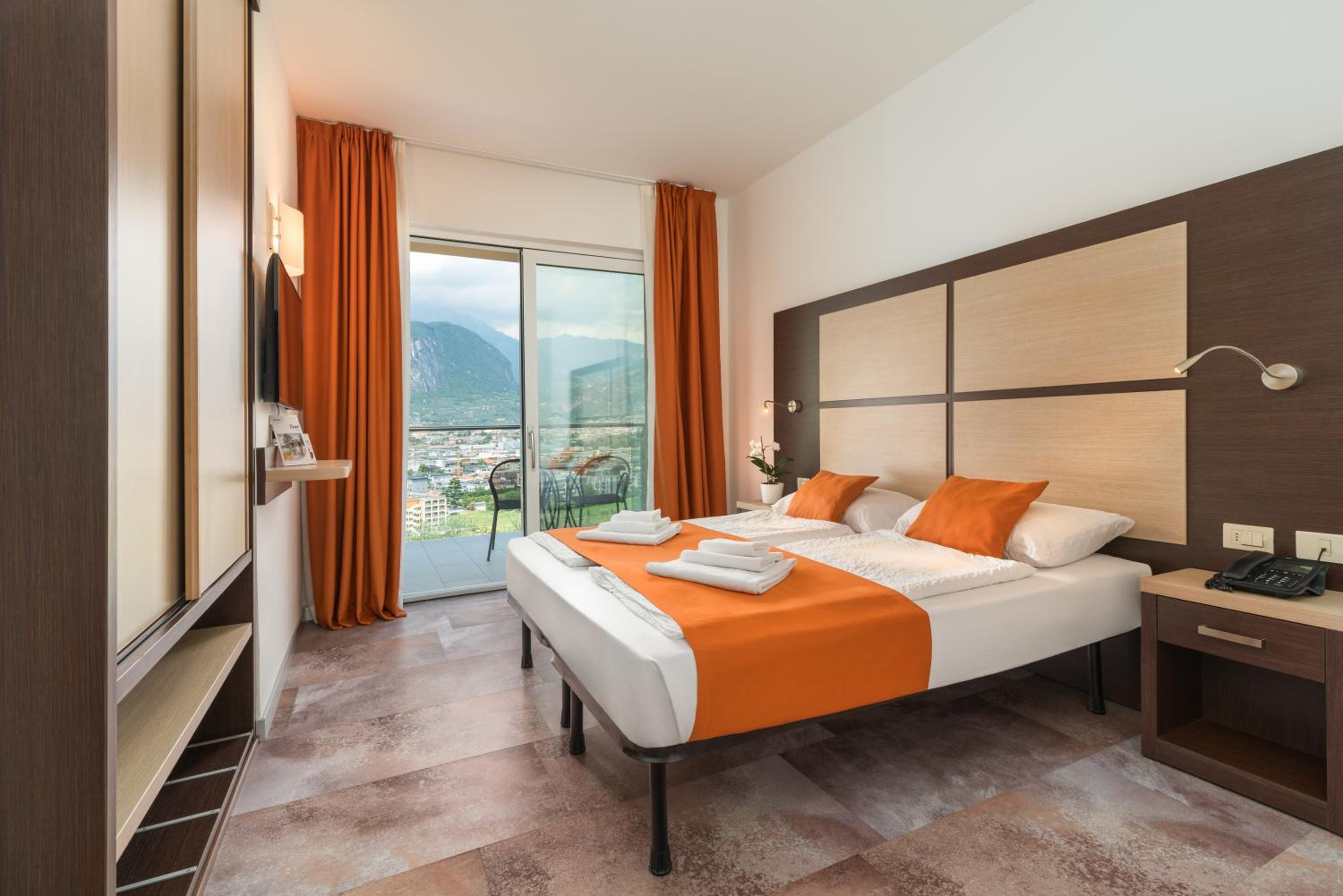 Superior Doppelzimmer mit Balkon und Seeblick