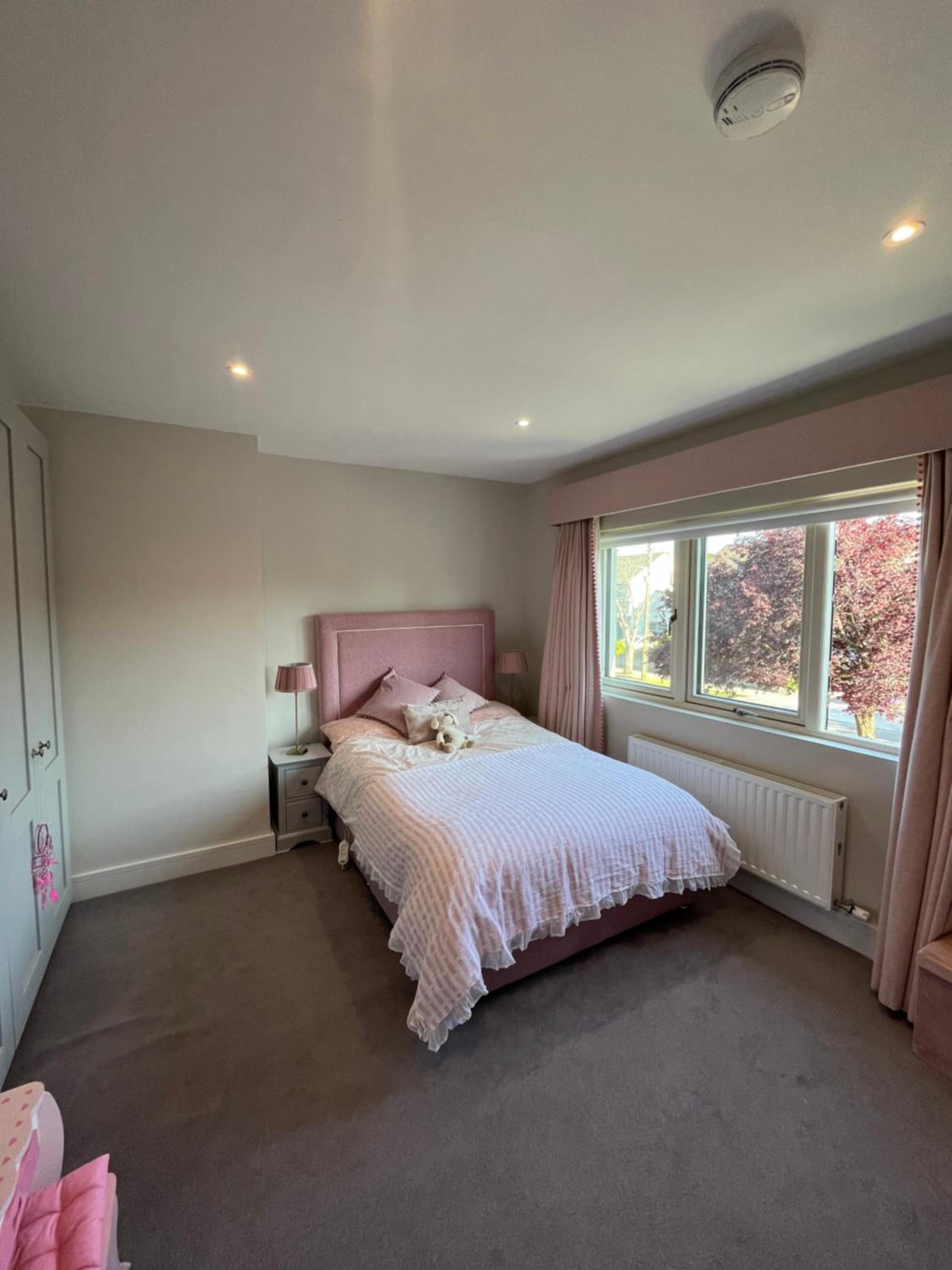 Four-Bedroom House photo 1