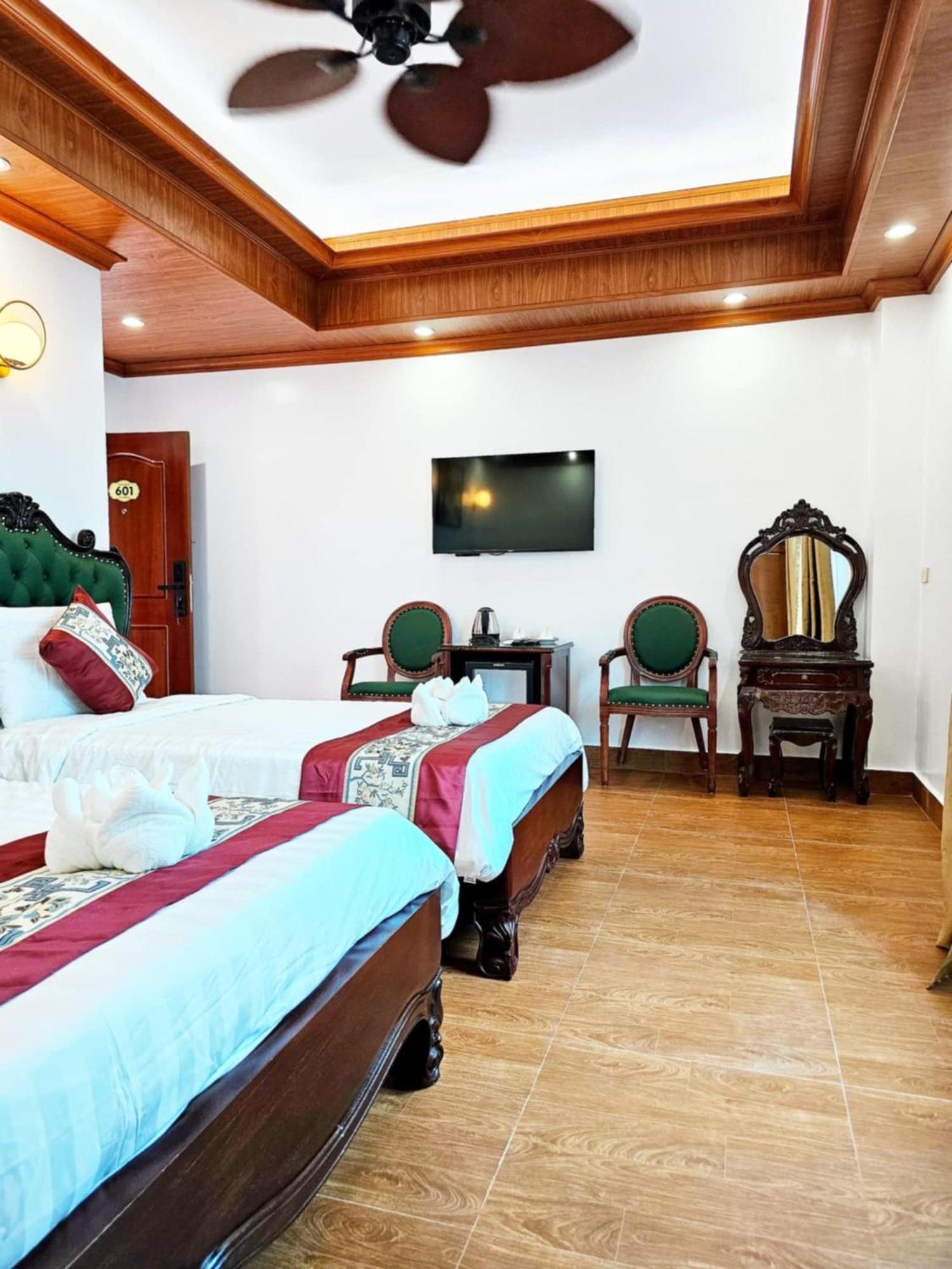 Twin Room with Balcony