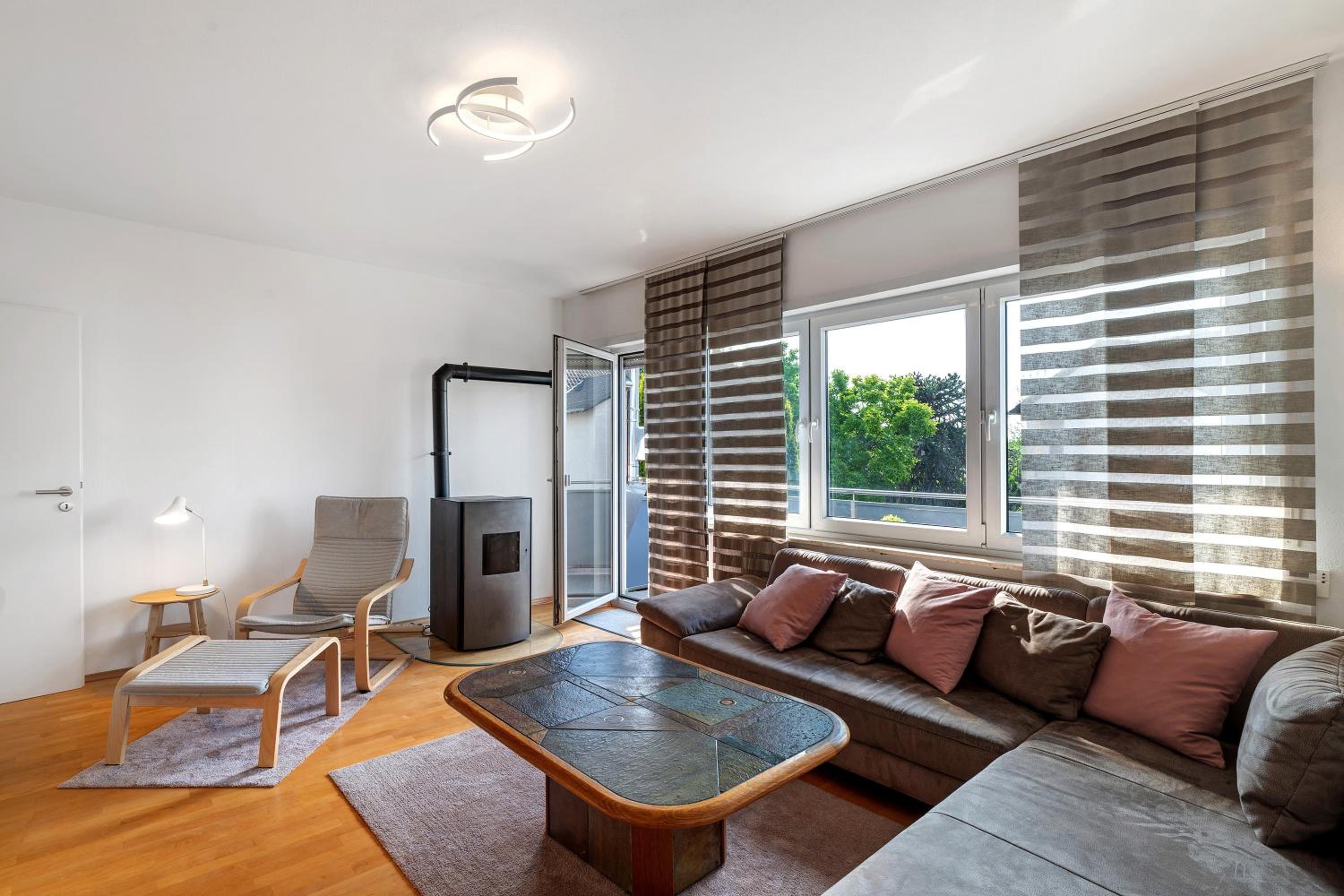 Two-Bedroom Deluxe Apartment with Balcony