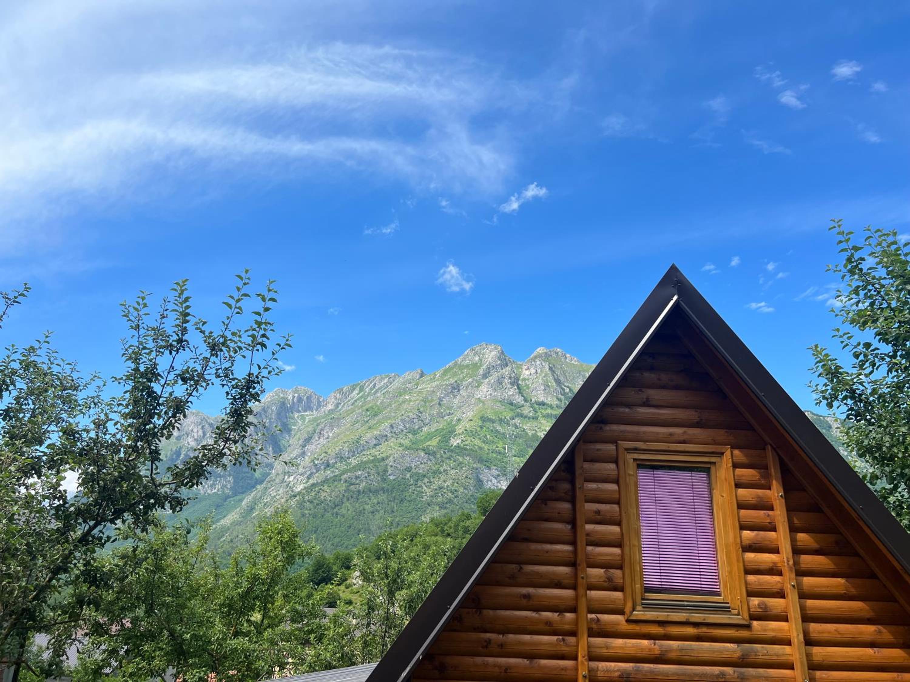 Chalet photo 3
