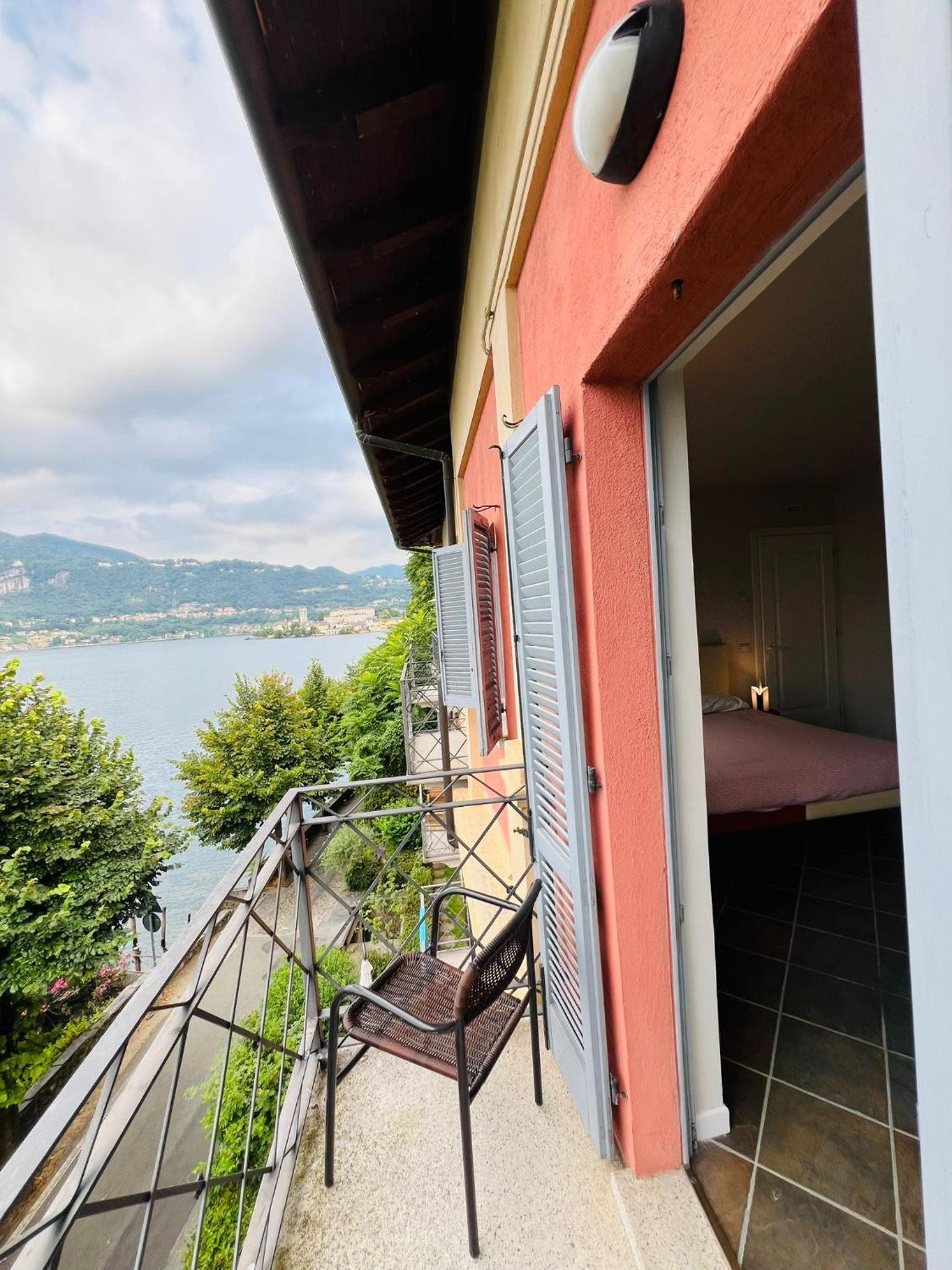 Apartment with Lake View - Photo 43