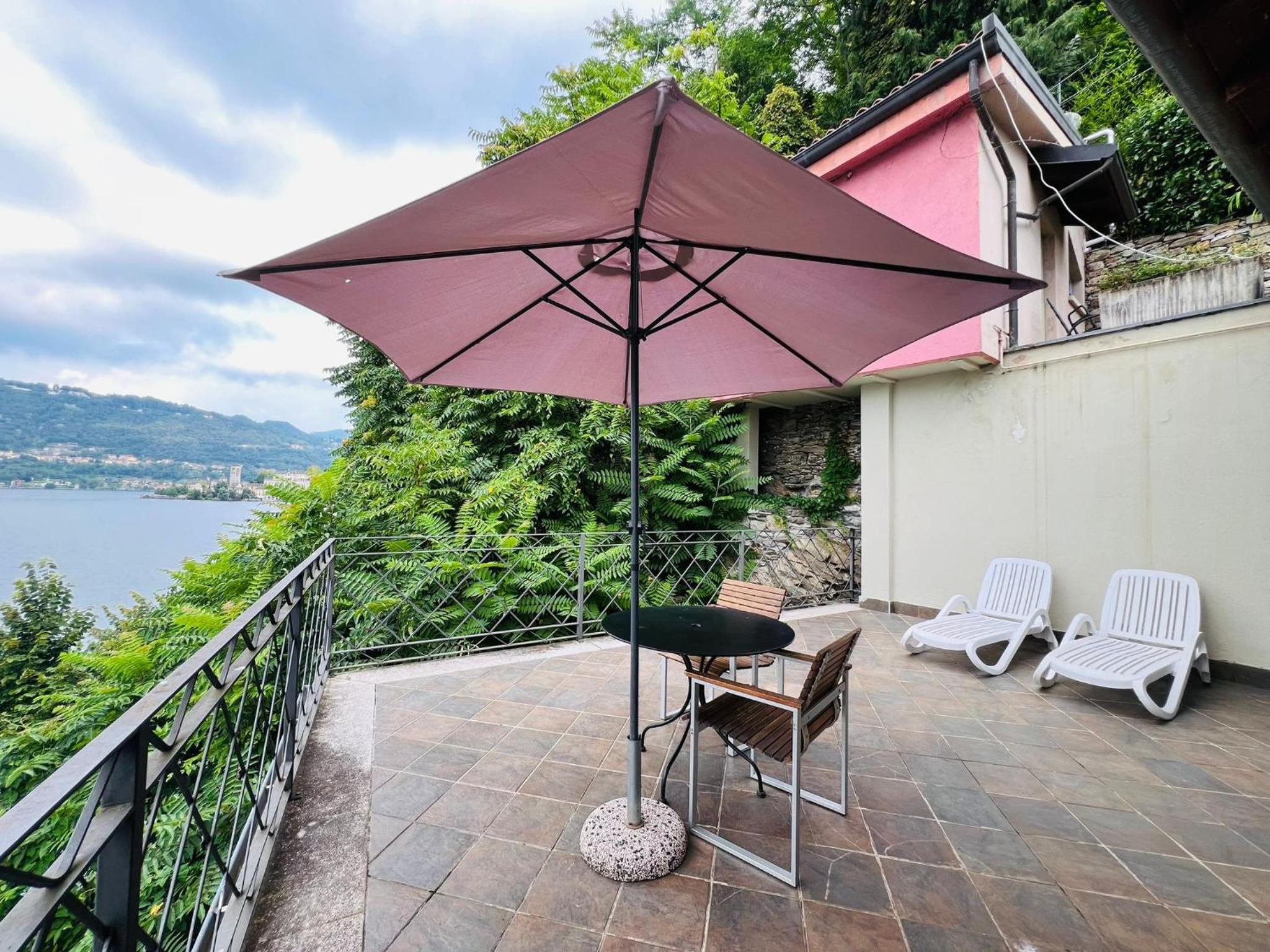Apartment with Lake View - Photo 16
