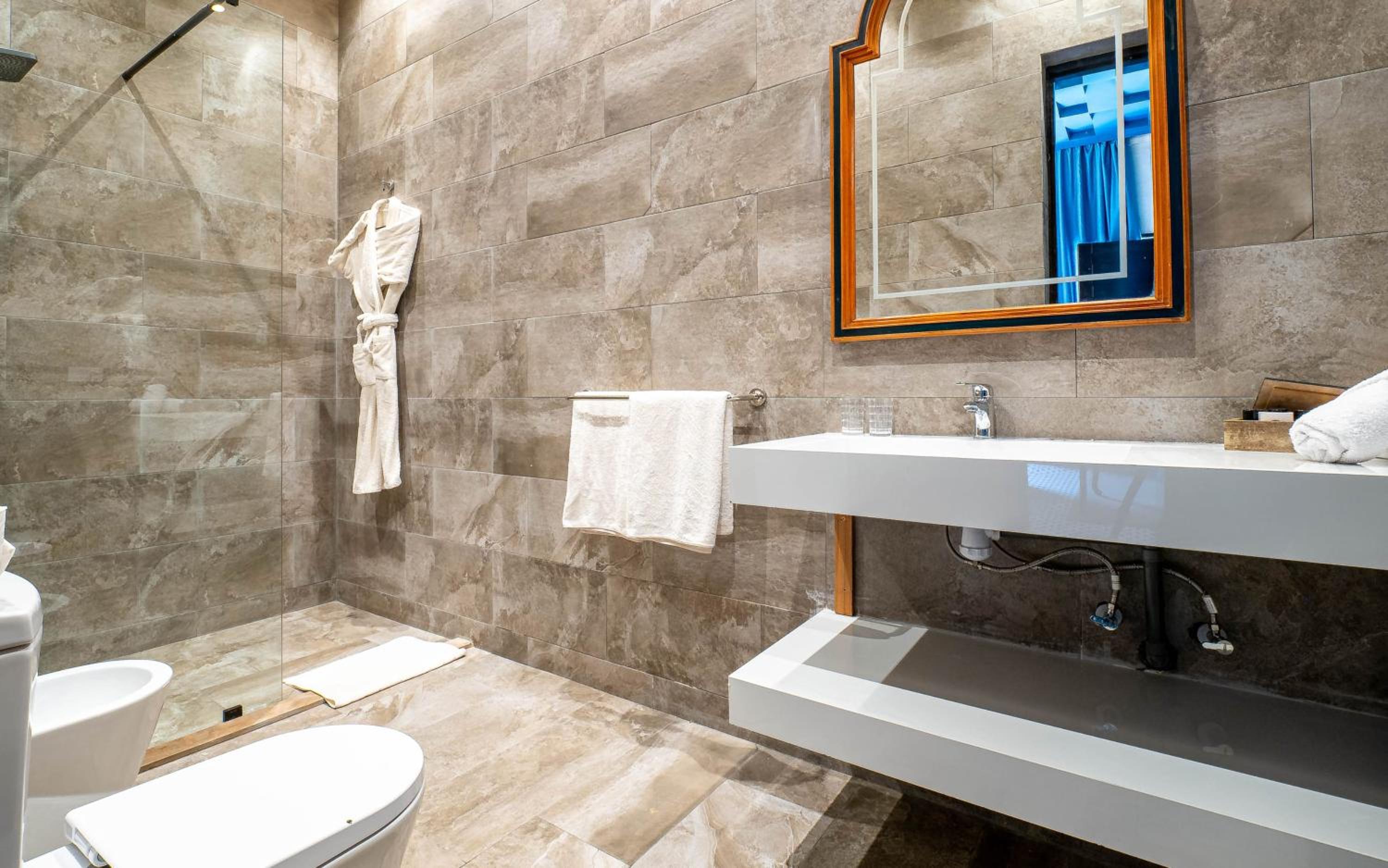 Junior Suite - Photo 7
